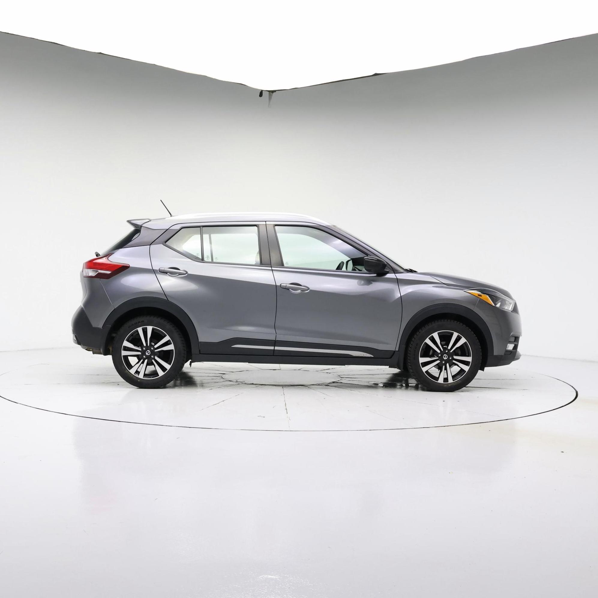 Thumbnail: 2019 Nissan Kicks - 7