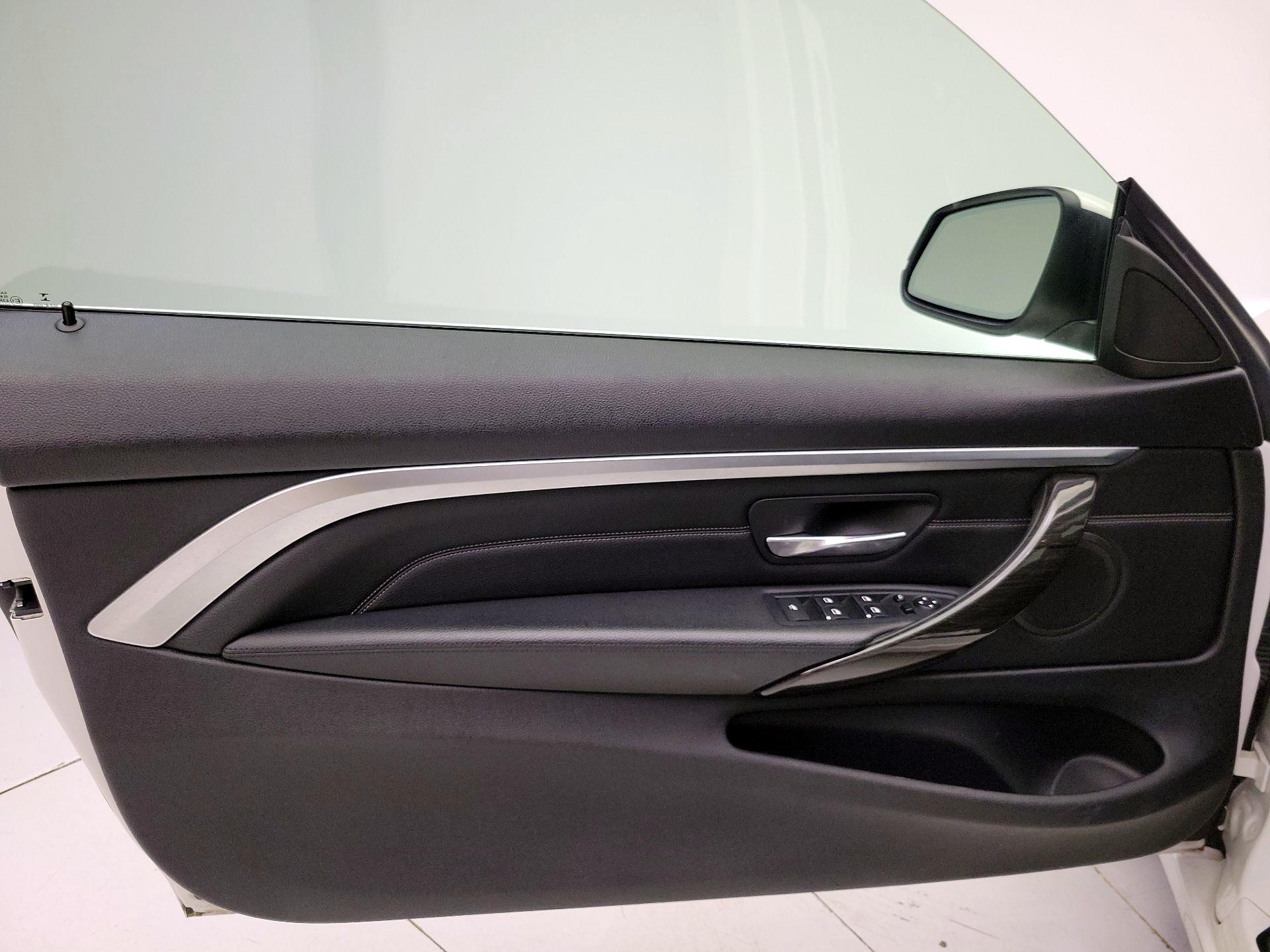 Thumbnail: 2018 BMW 4 Series - 12