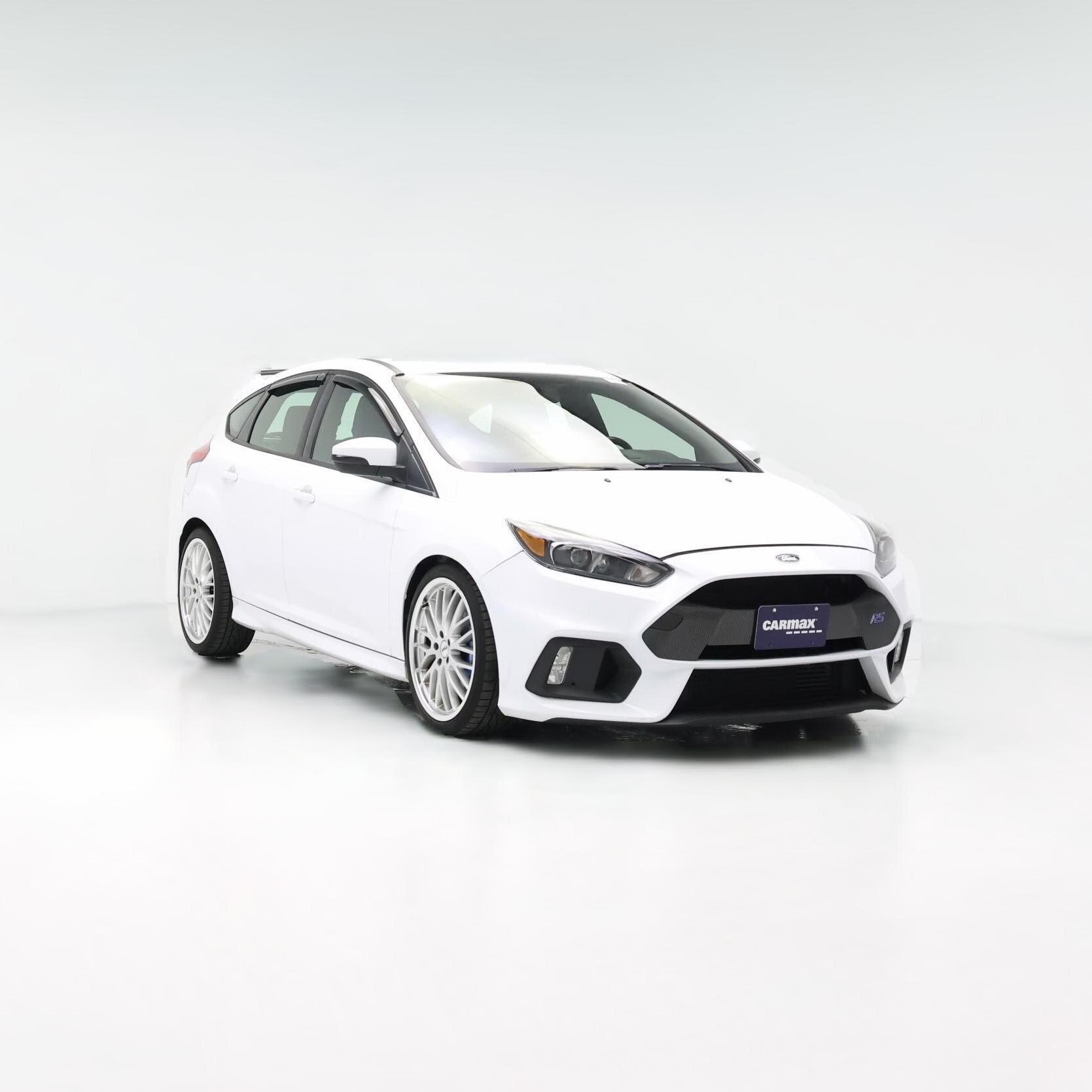 Thumbnail: 2017 Ford Focus - 1