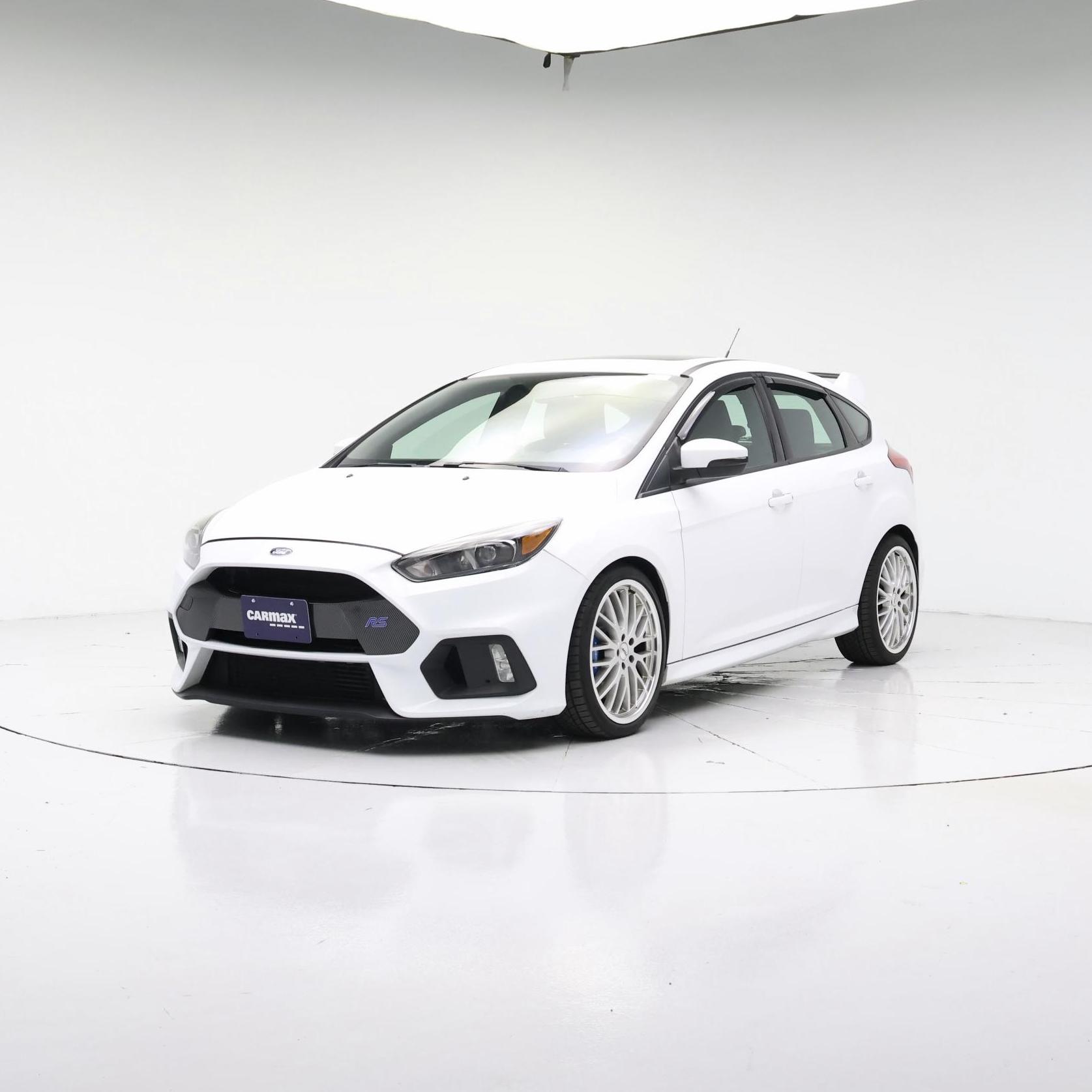 Thumbnail: 2017 Ford Focus - 4