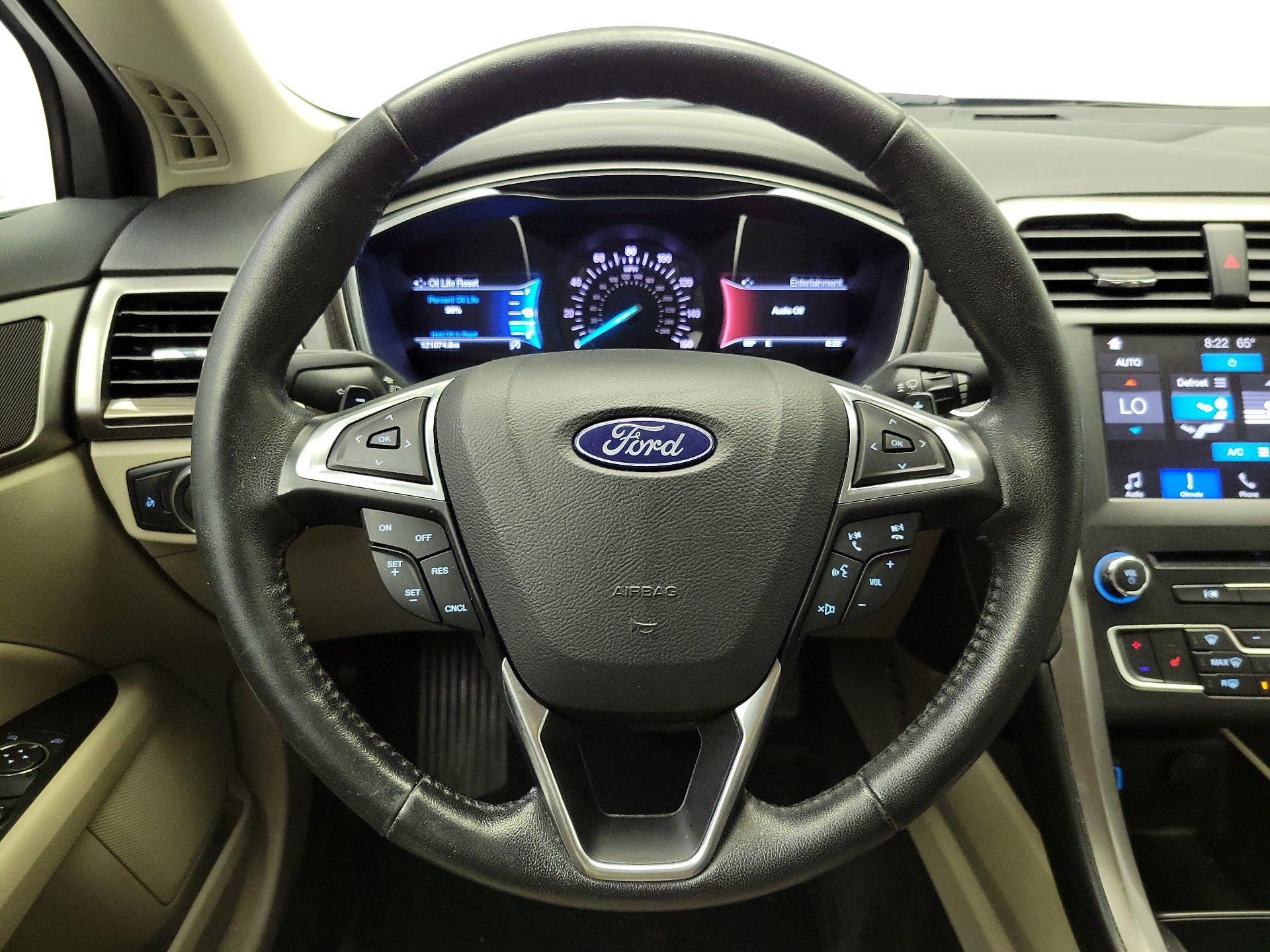 Thumbnail: 2018 Ford Fusion - 10