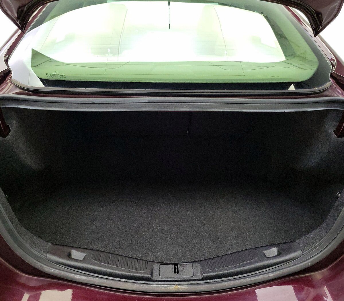 Trunk/Cargo (Seats Up)