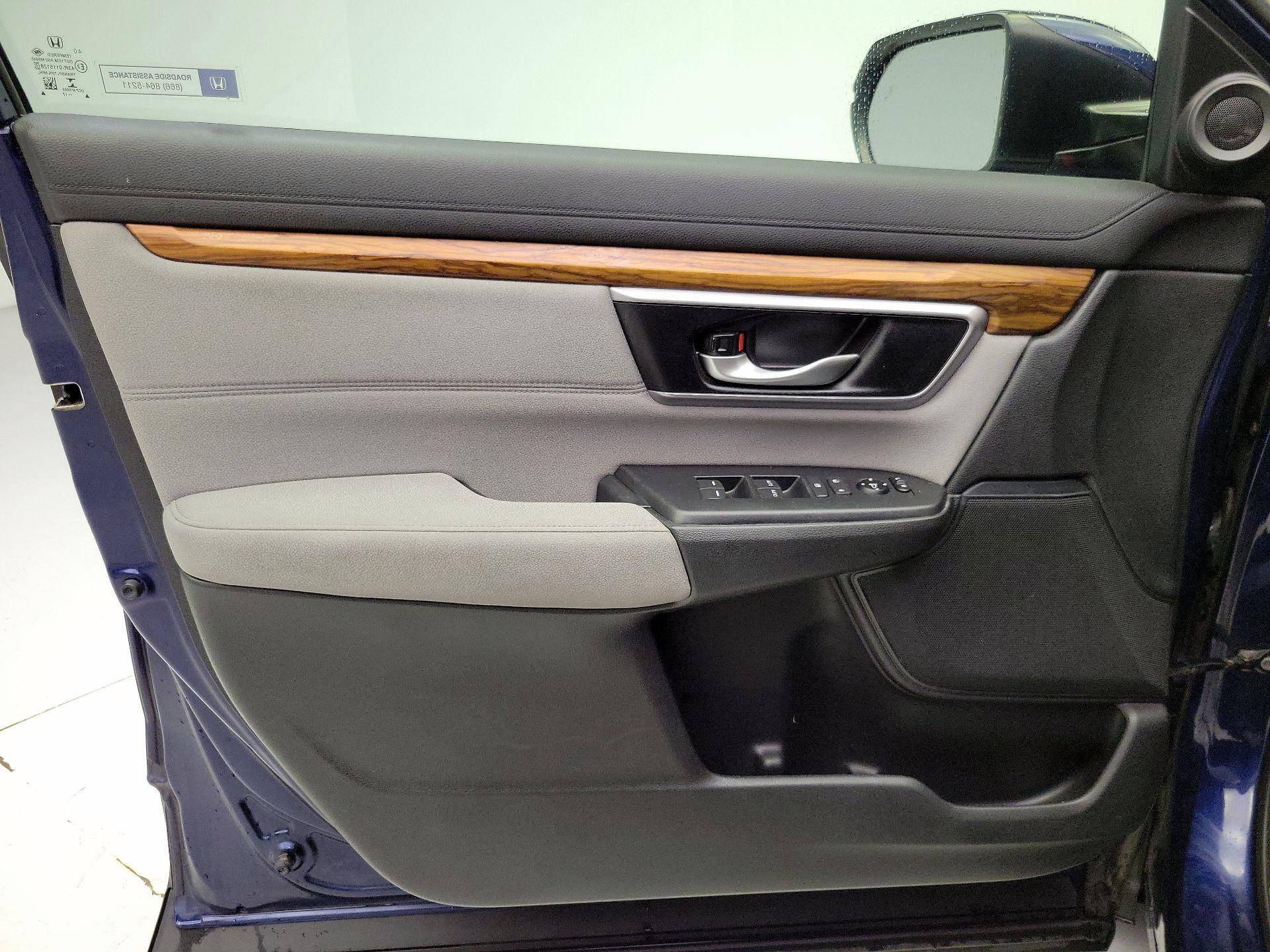 Thumbnail: 2017 Honda CR-V - 12