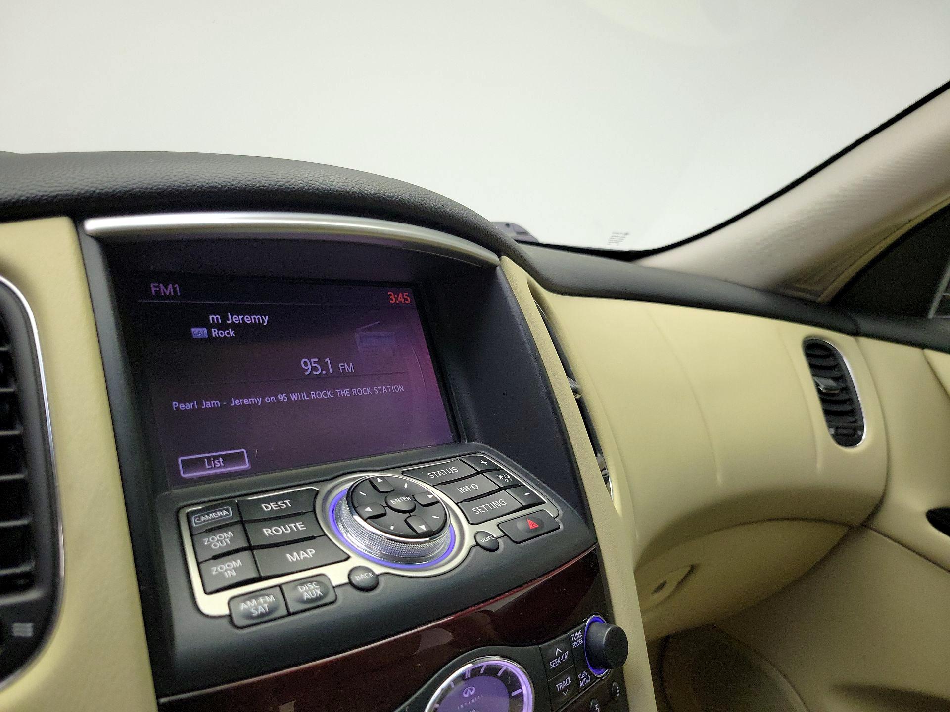 Thumbnail: 2016 INFINITI QX50 - 16