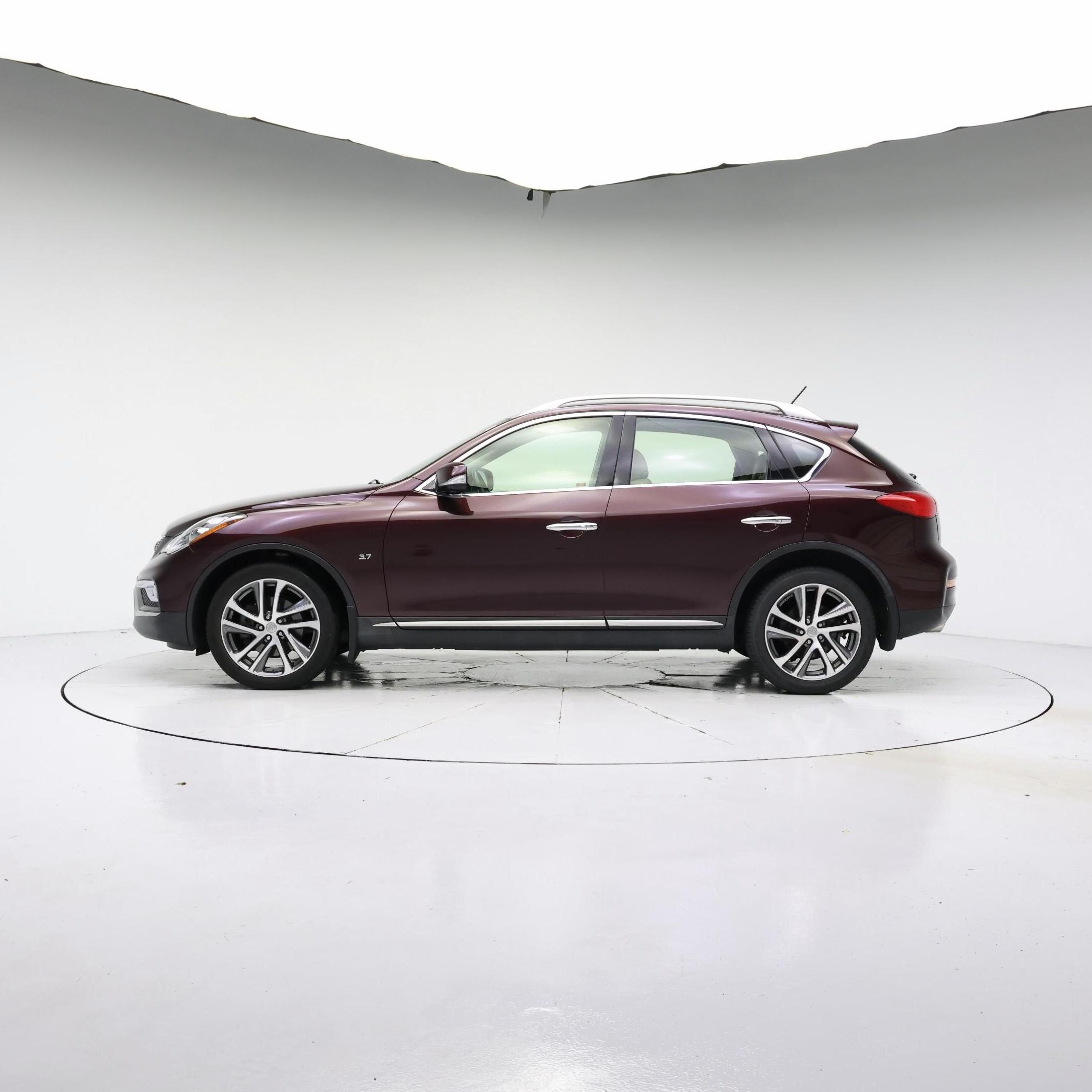 Thumbnail: 2016 INFINITI QX50 - 3