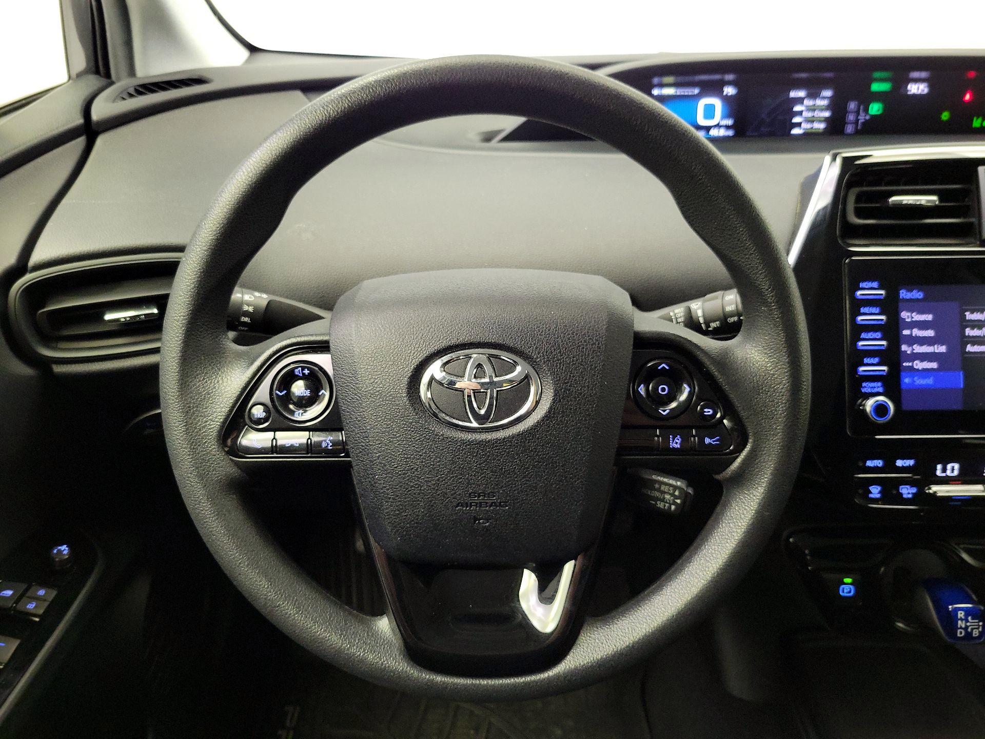 Thumbnail: 2020 Toyota Prius - 10