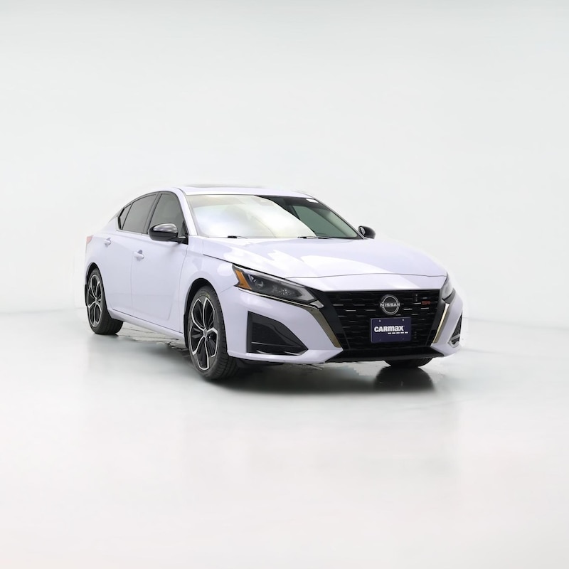 2023 Nissan Altima SR