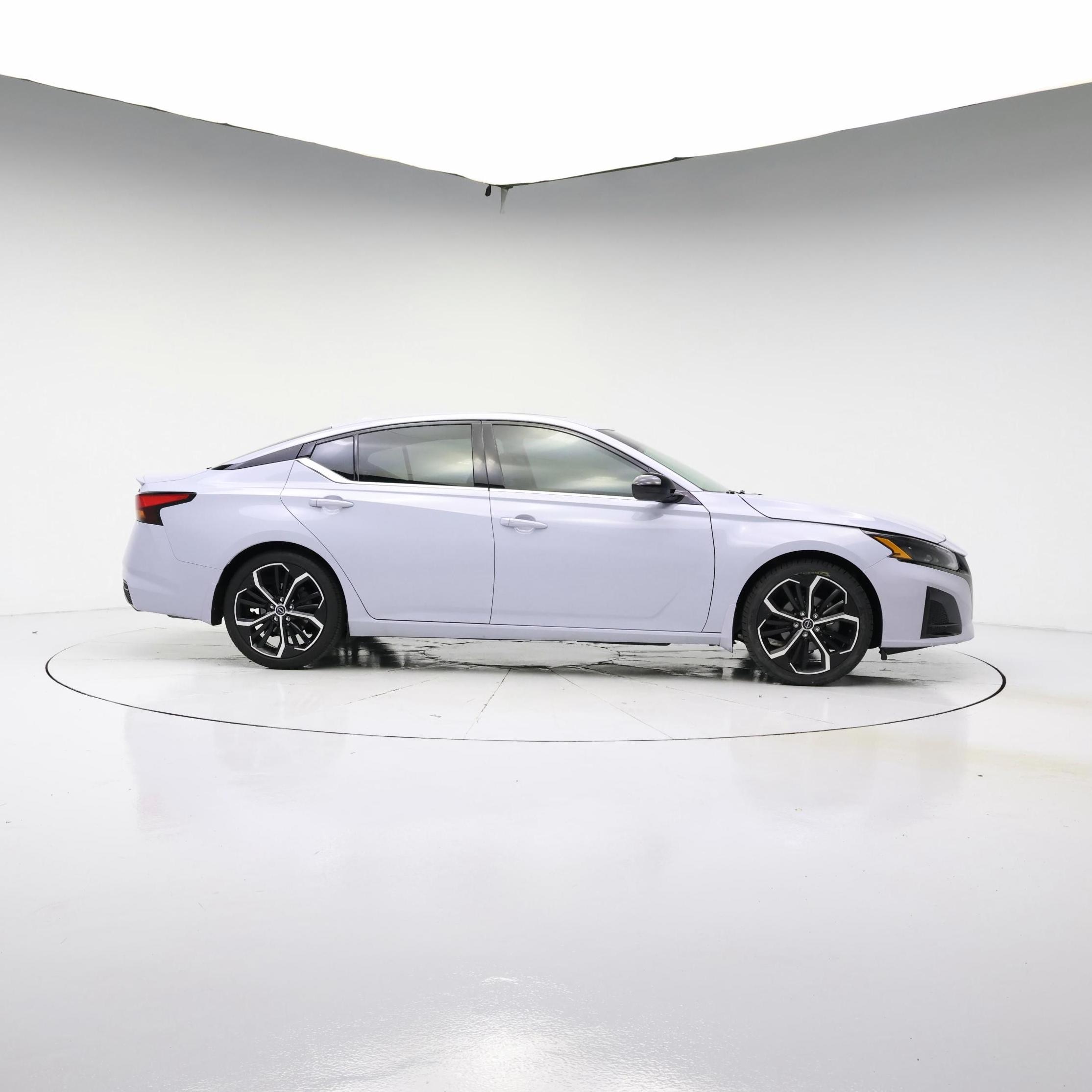 Thumbnail: 2023 Nissan Altima - 7