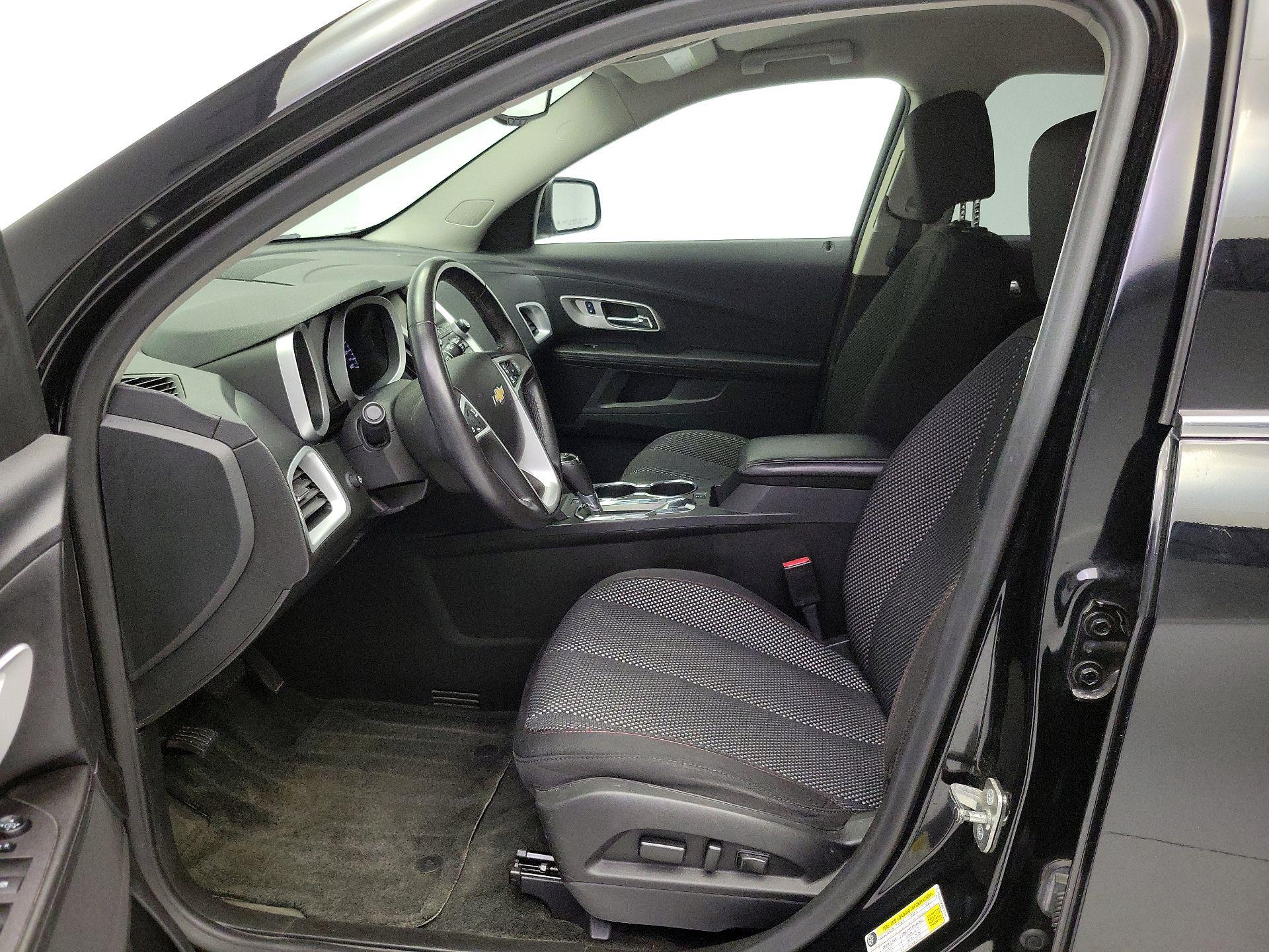 Thumbnail: 2017 Chevrolet Equinox - 11