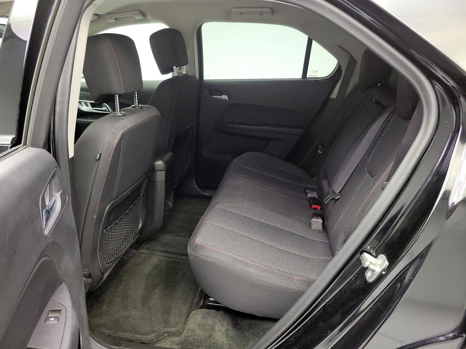 Thumbnail: 2017 Chevrolet Equinox - 18
