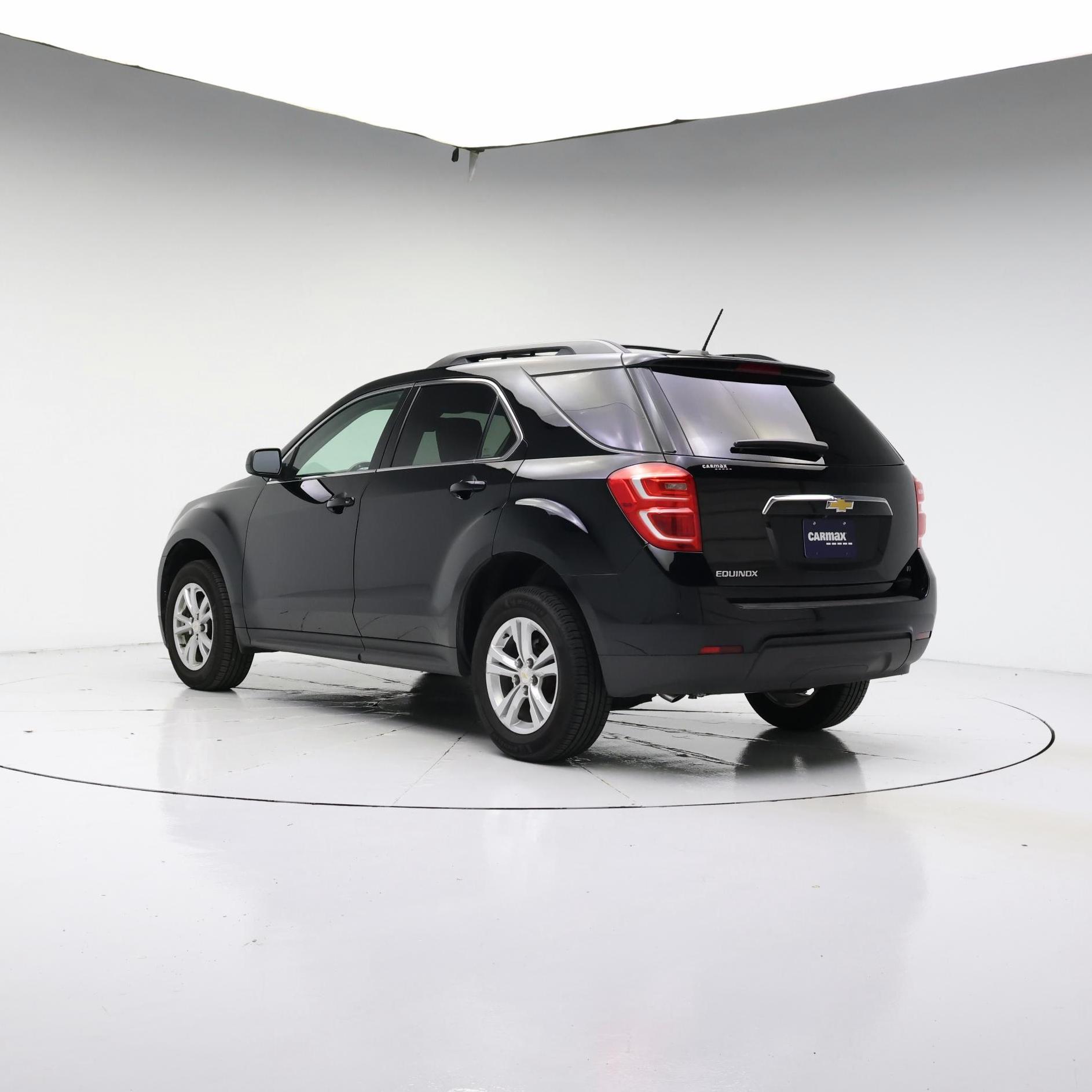 Thumbnail: 2017 Chevrolet Equinox - 2