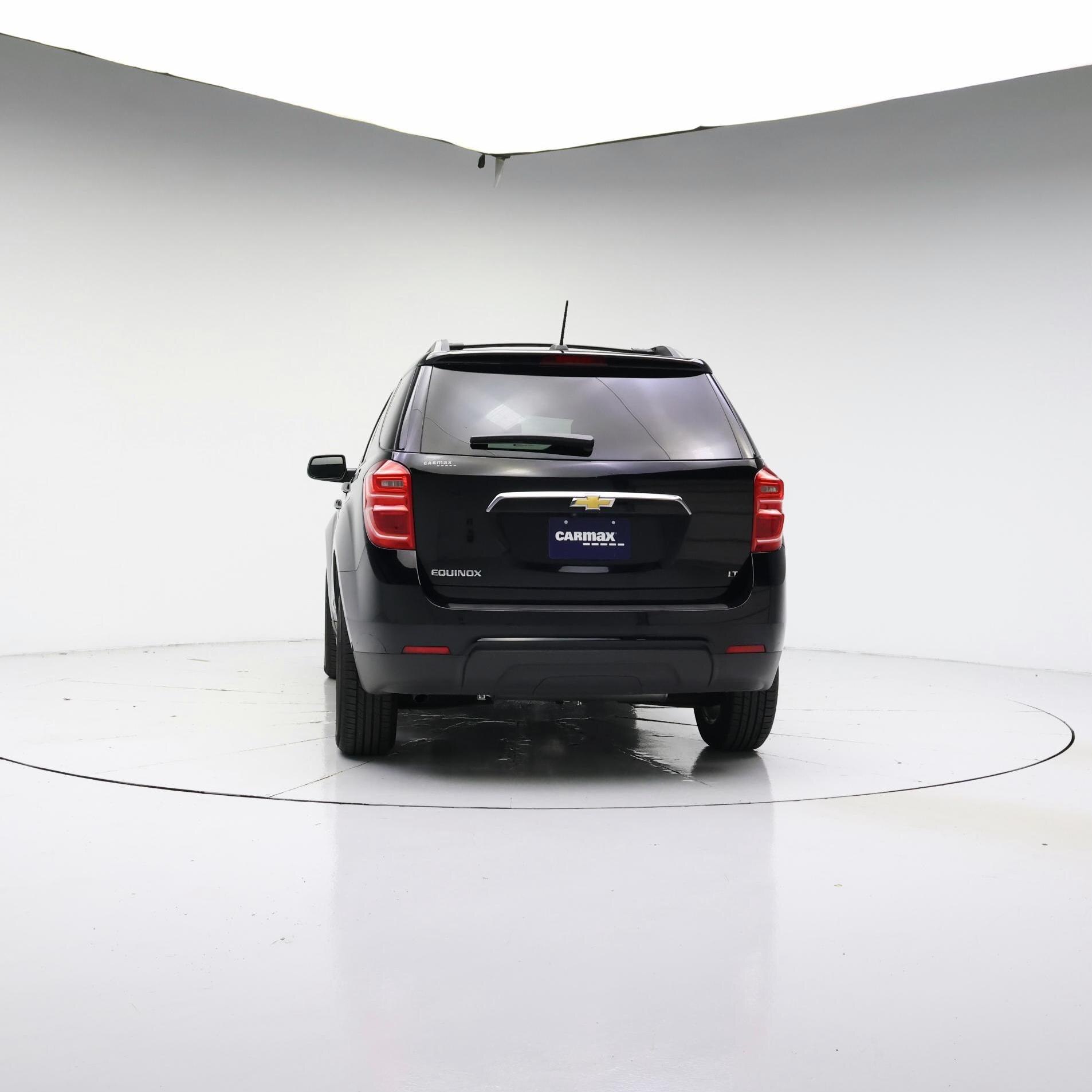 Thumbnail: 2017 Chevrolet Equinox - 6