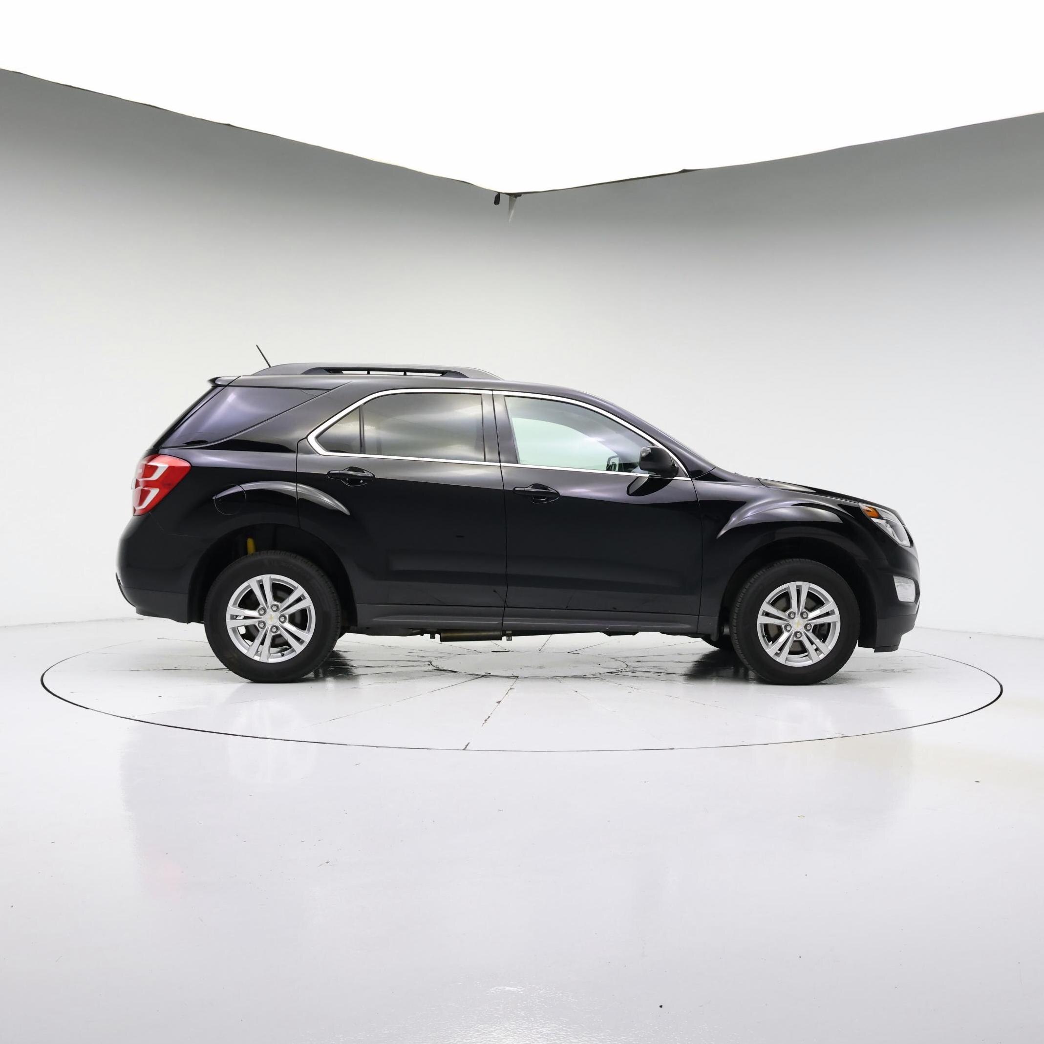 Thumbnail: 2017 Chevrolet Equinox - 7
