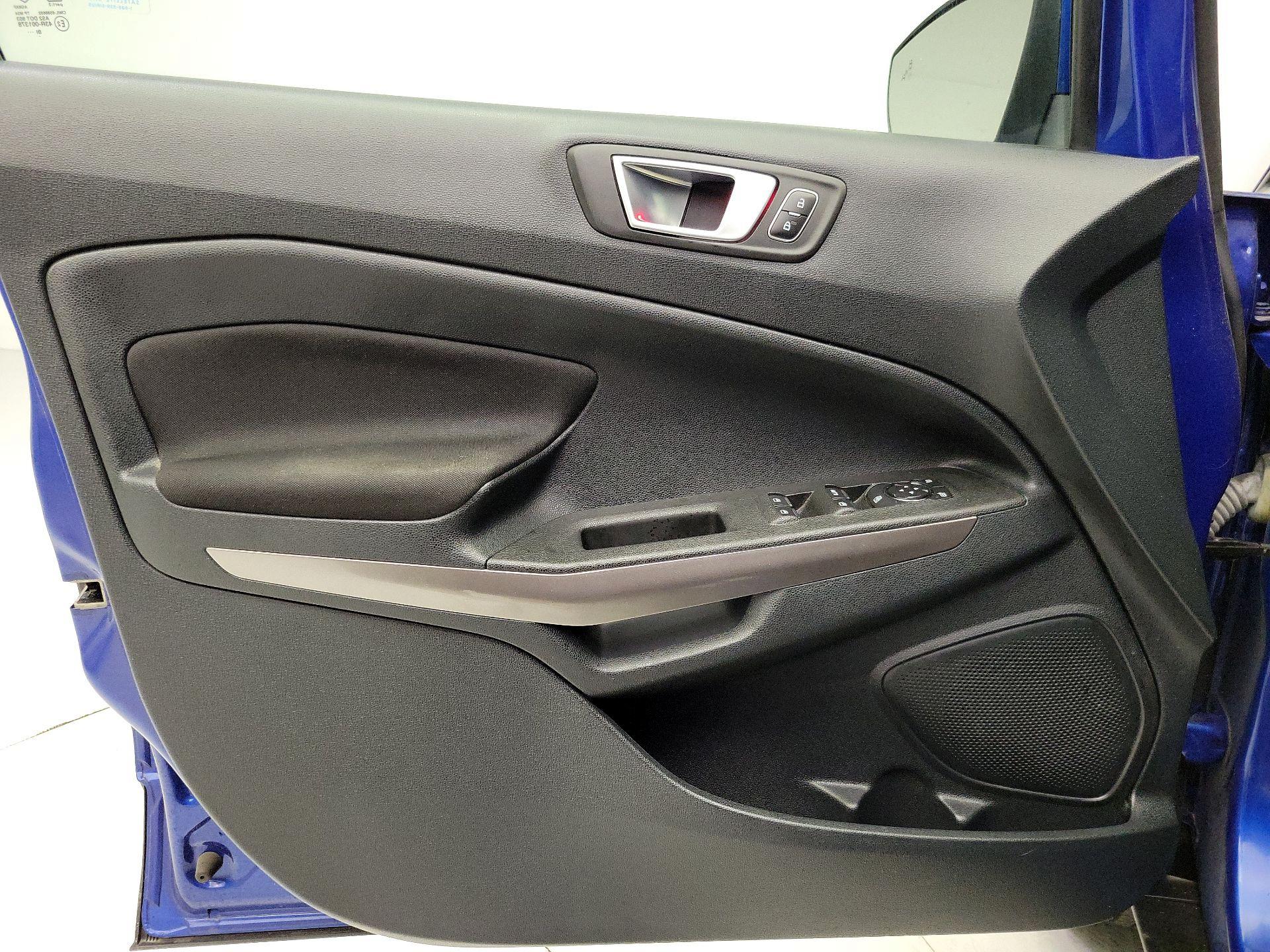 Thumbnail: 2019 Ford EcoSport - 12