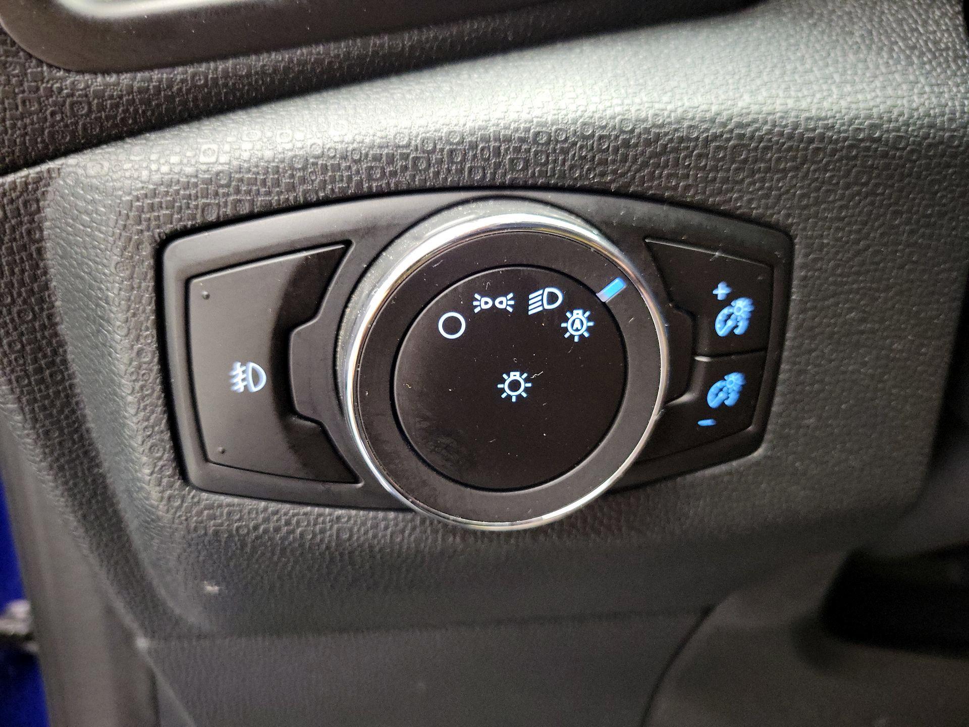 Thumbnail: 2019 Ford EcoSport - 13