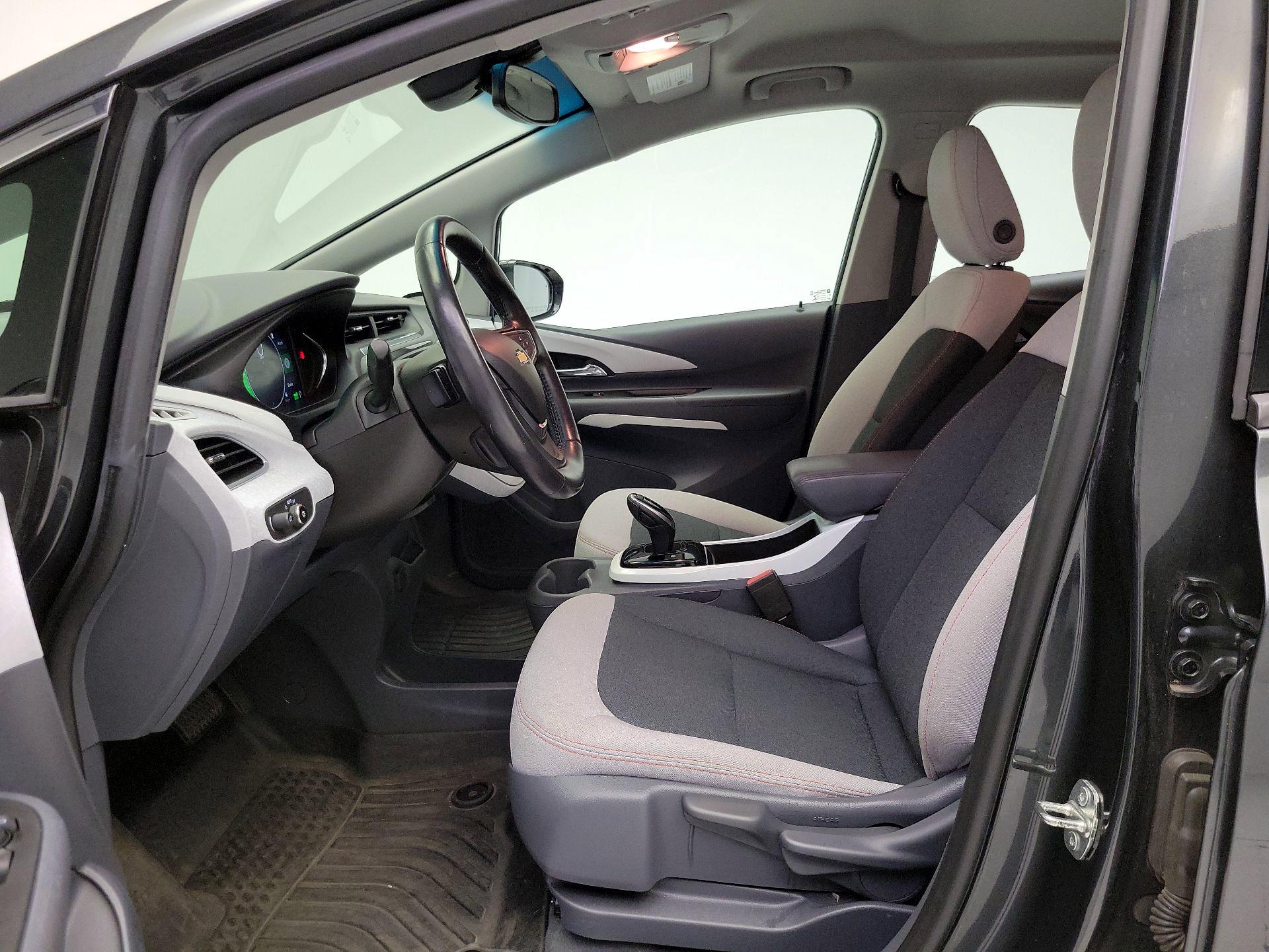 Thumbnail: 2021 Chevrolet Bolt EV - 11