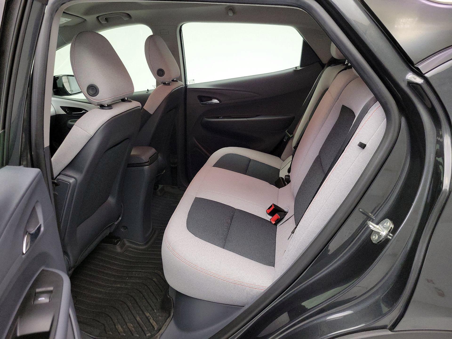 Thumbnail: 2021 Chevrolet Bolt EV - 18