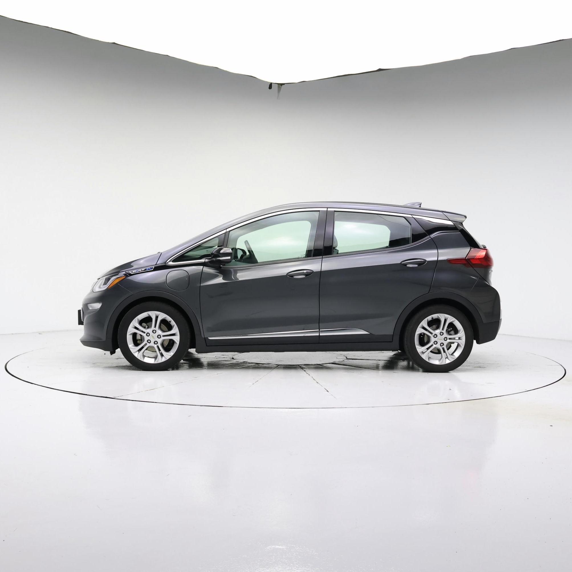 Thumbnail: 2021 Chevrolet Bolt EV - 3