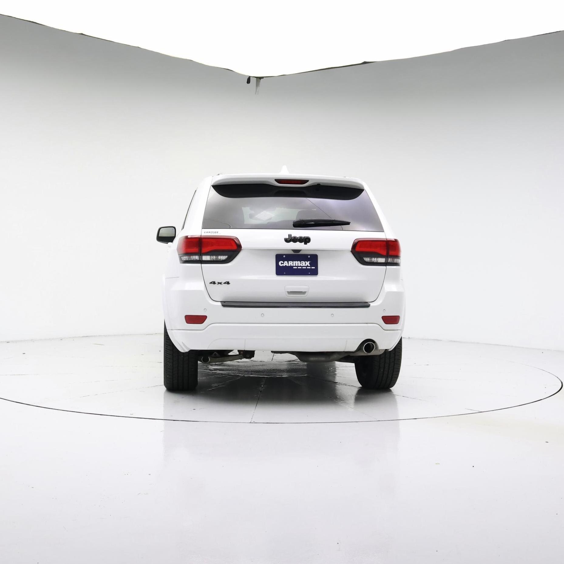 Thumbnail: 2020 Jeep Grand Cherokee - 6