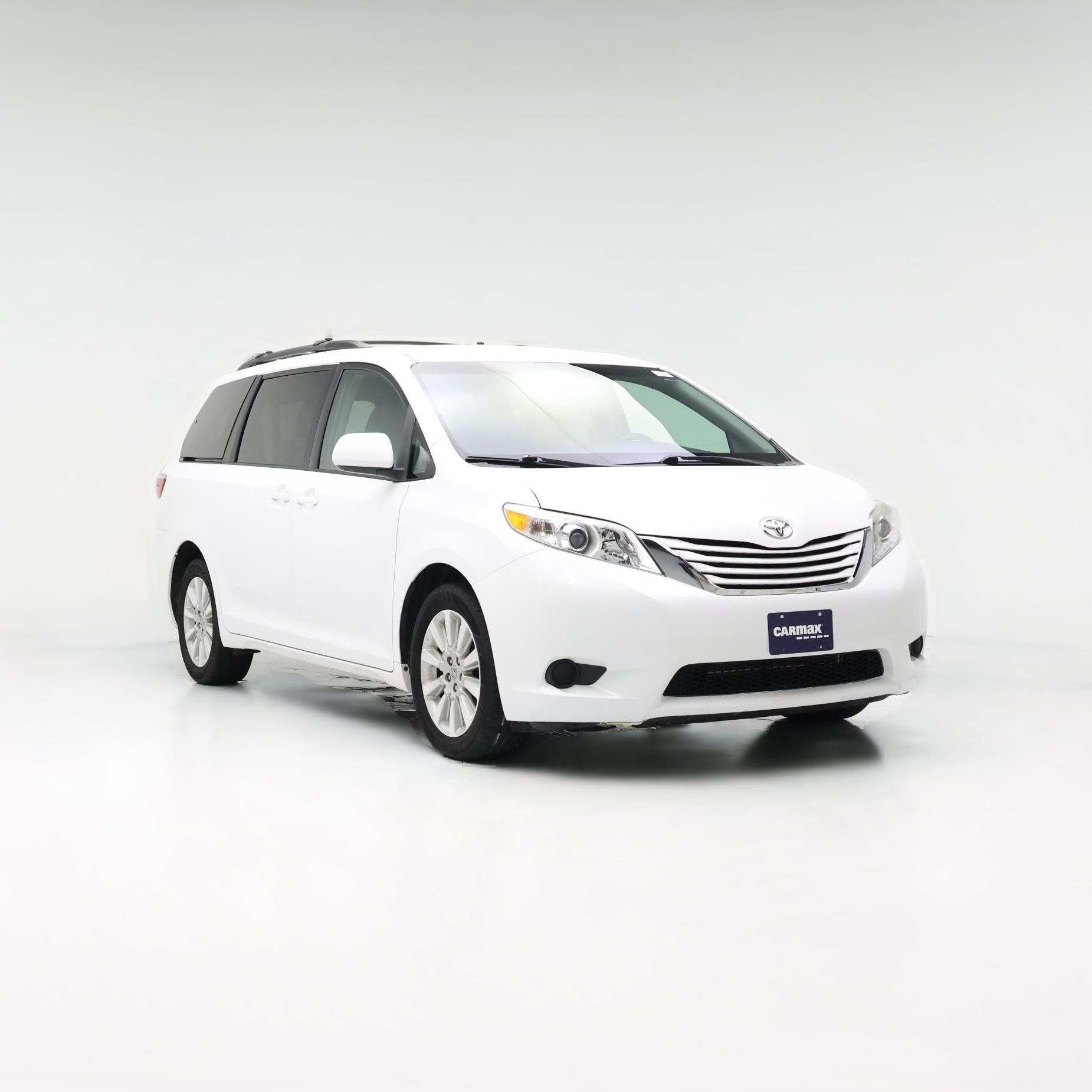 Thumbnail: 2015 Toyota Sienna - 1