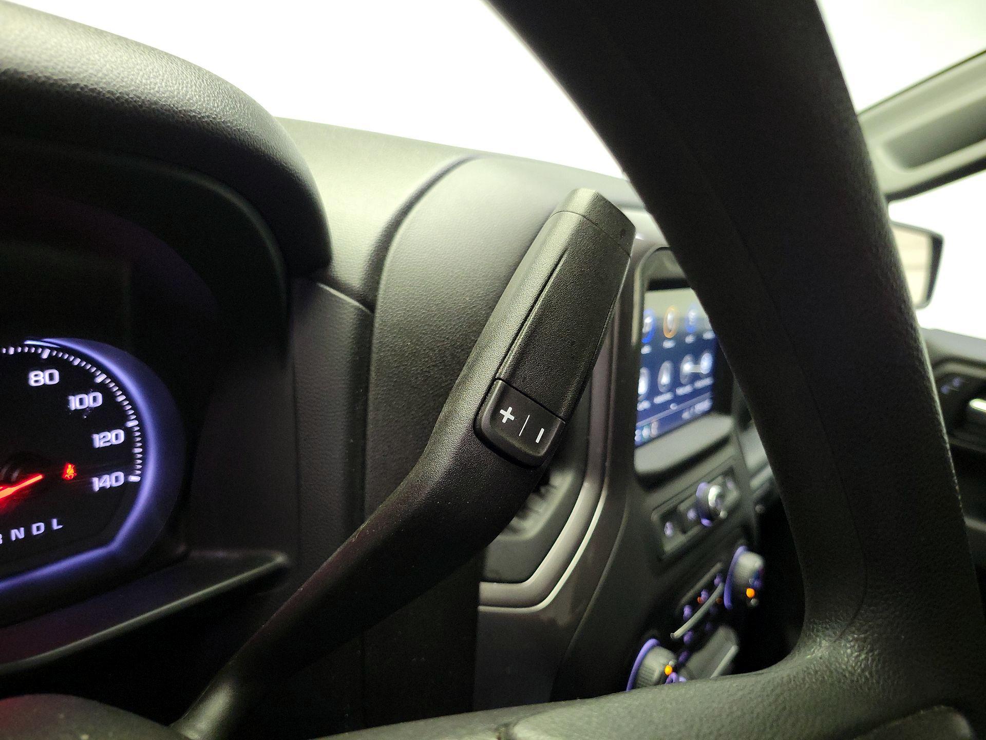 Thumbnail: 2019 Chevrolet Silverado 1500 - 18