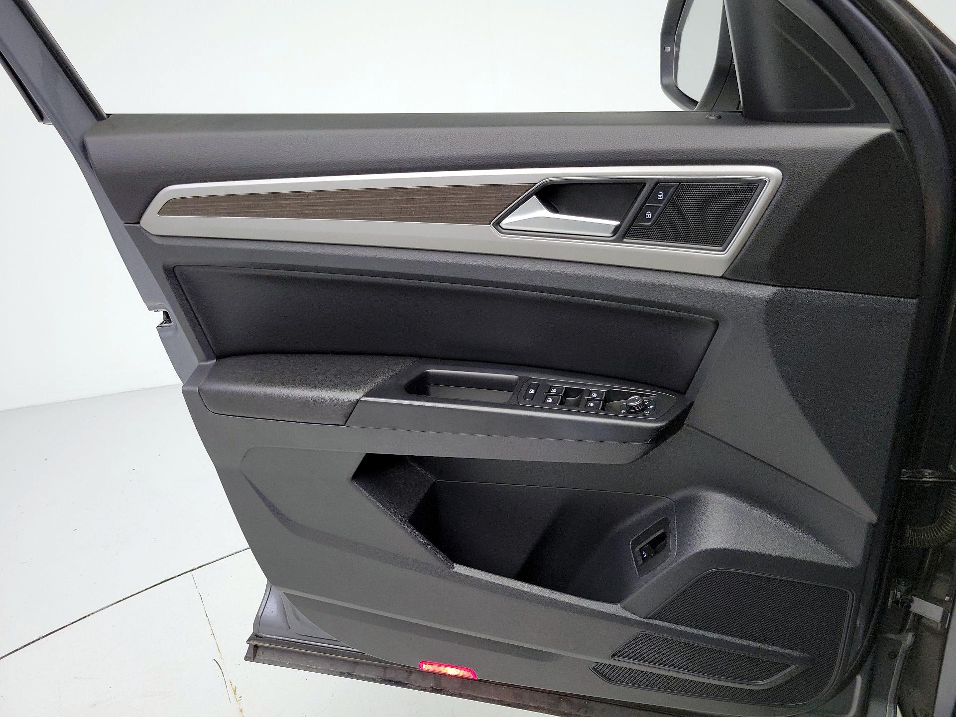 Thumbnail: 2019 Volkswagen Atlas - 12
