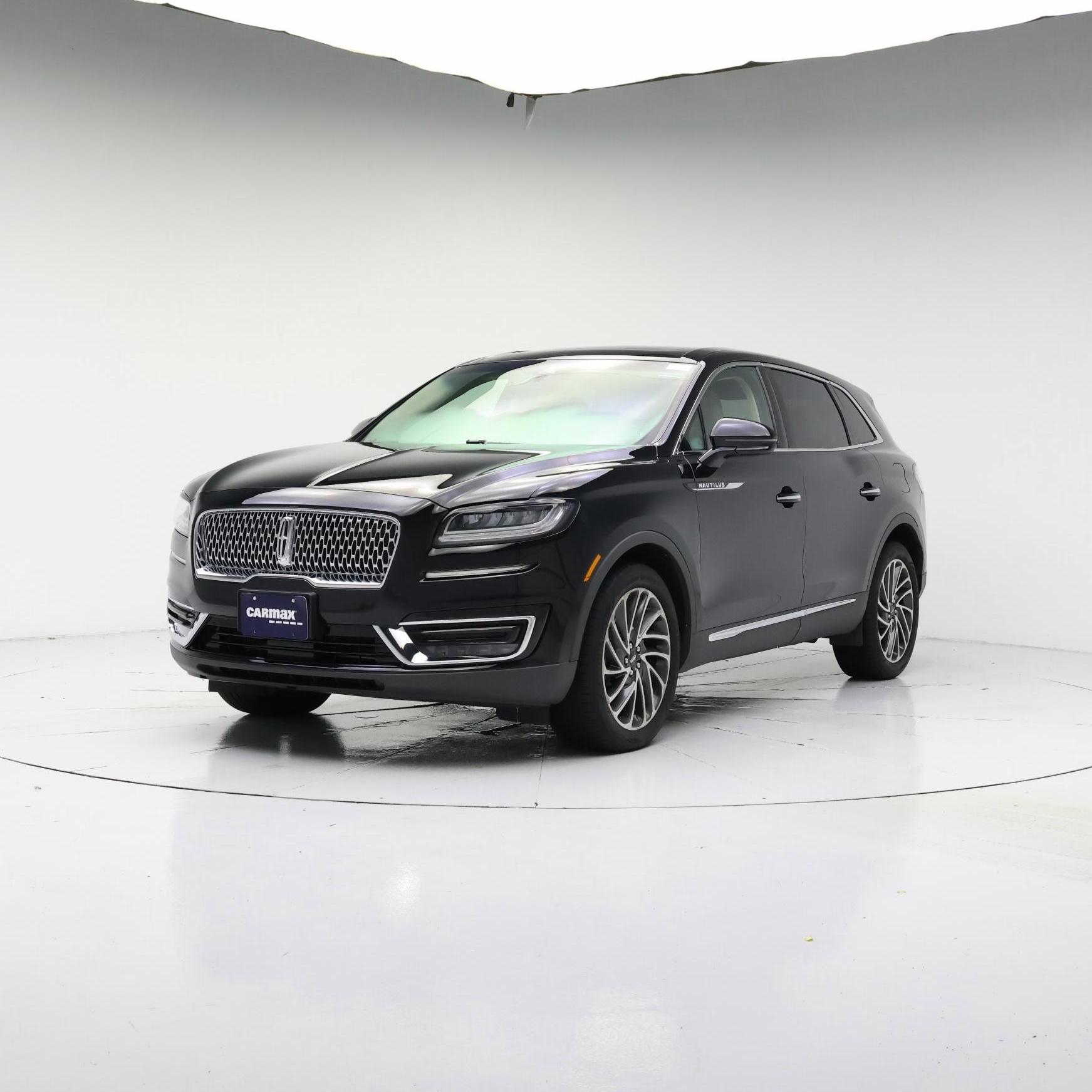 Thumbnail: 2019 Lincoln Nautilus - 4