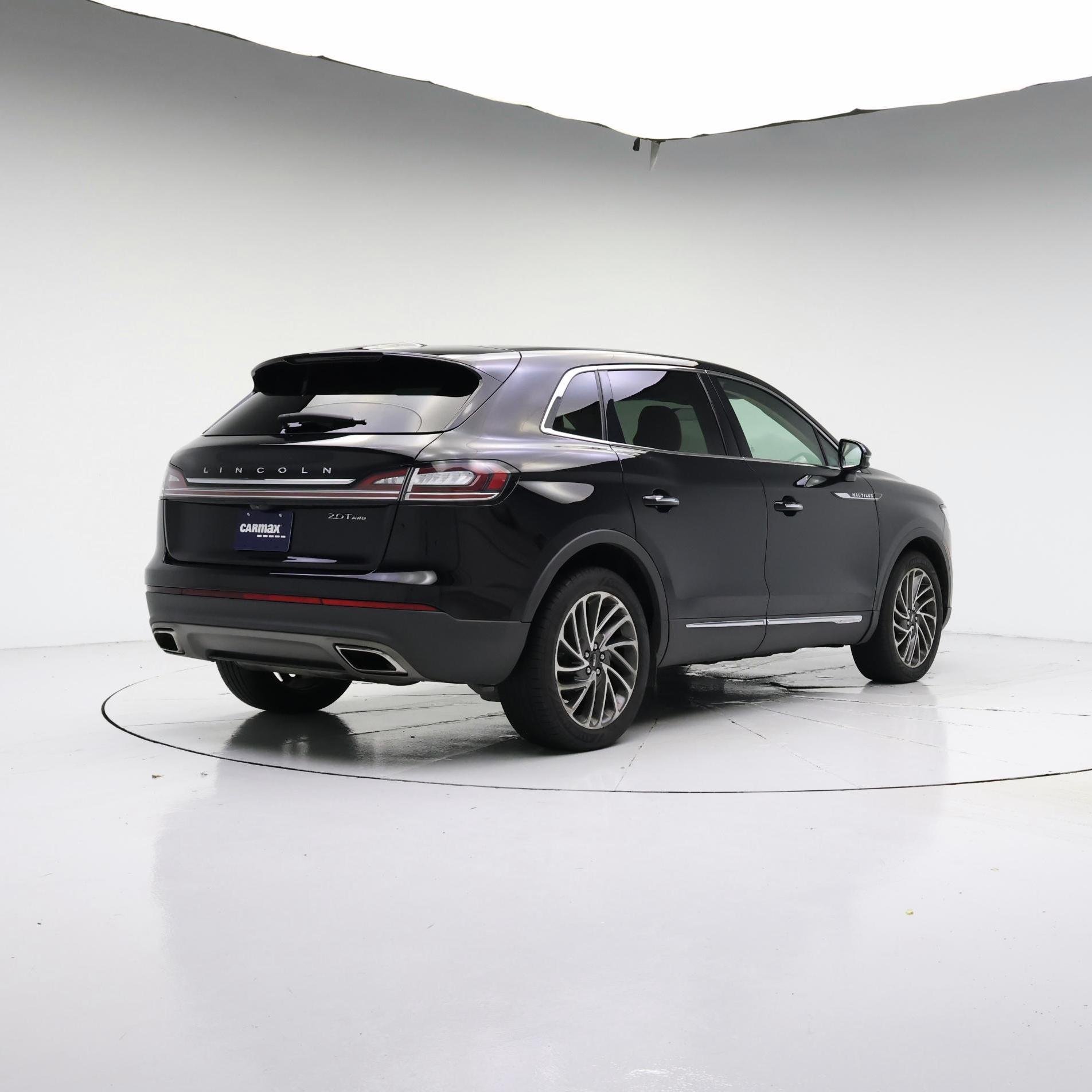 Thumbnail: 2019 Lincoln Nautilus - 8