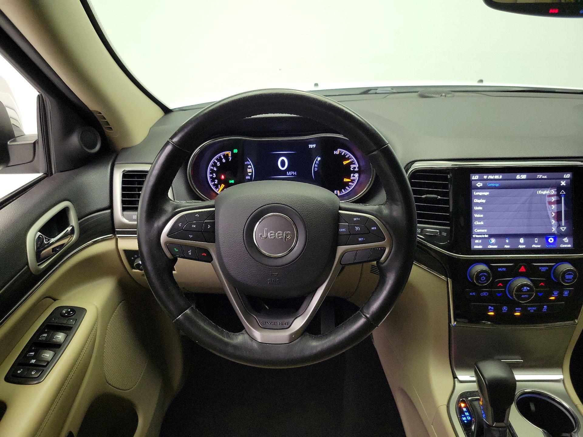 Thumbnail: 2021 Jeep Grand Cherokee - 10
