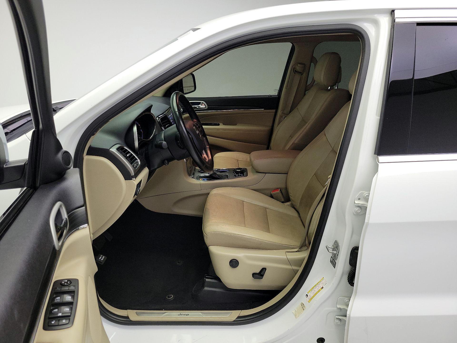 Thumbnail: 2021 Jeep Grand Cherokee - 11