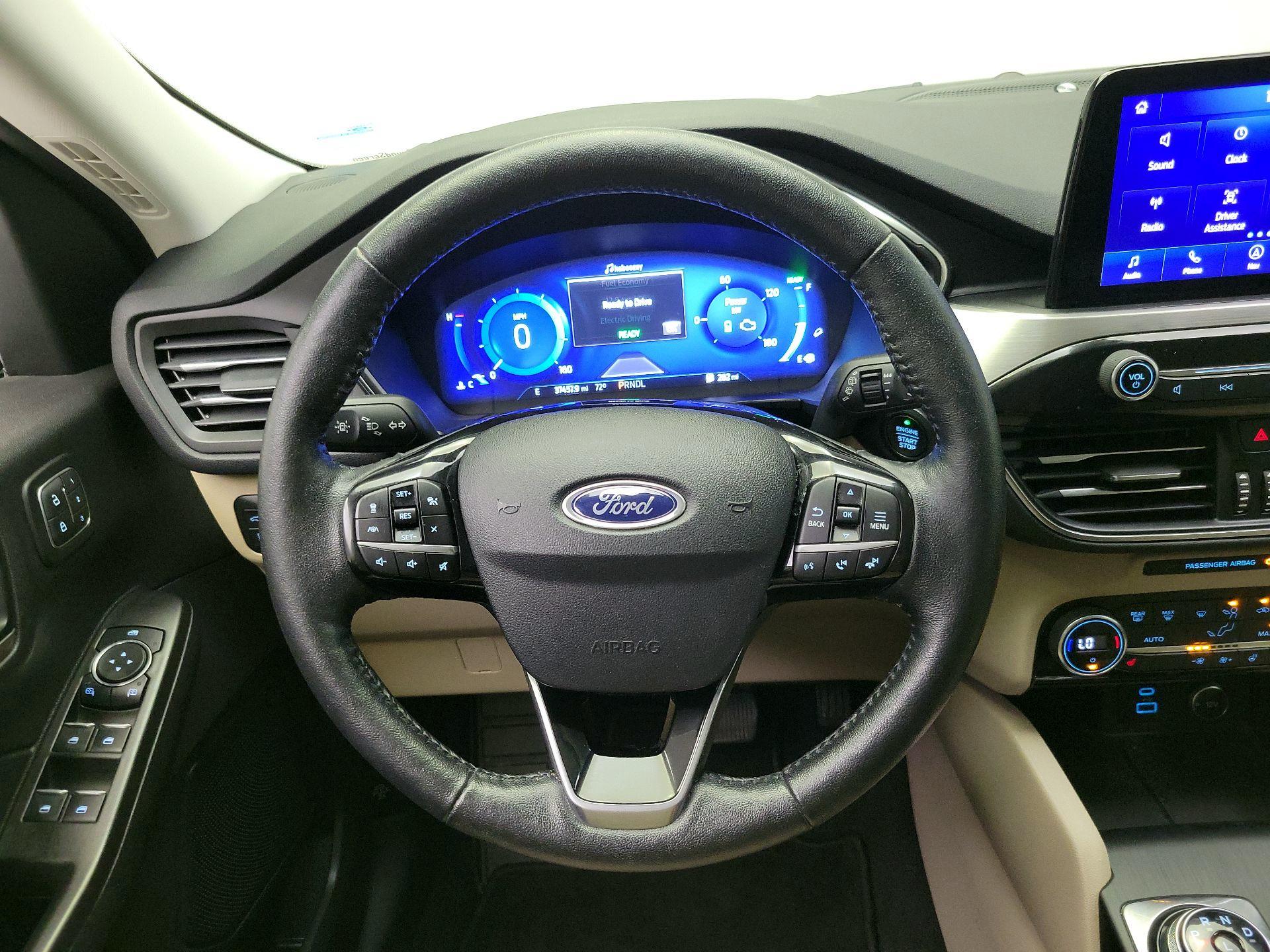 Thumbnail: 2021 Ford Escape - 10