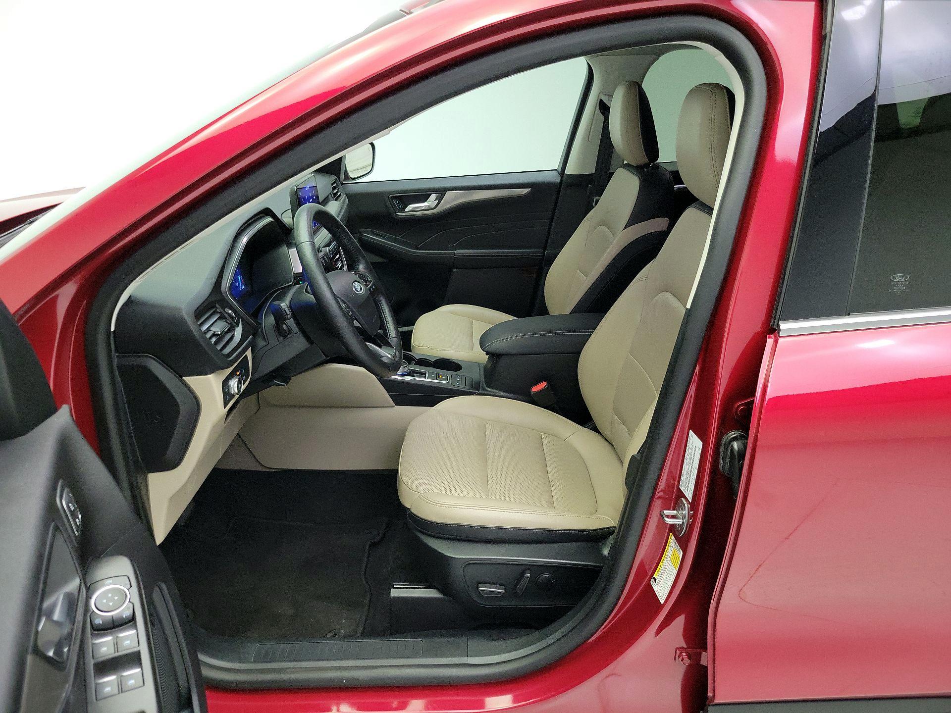 Thumbnail: 2021 Ford Escape - 11