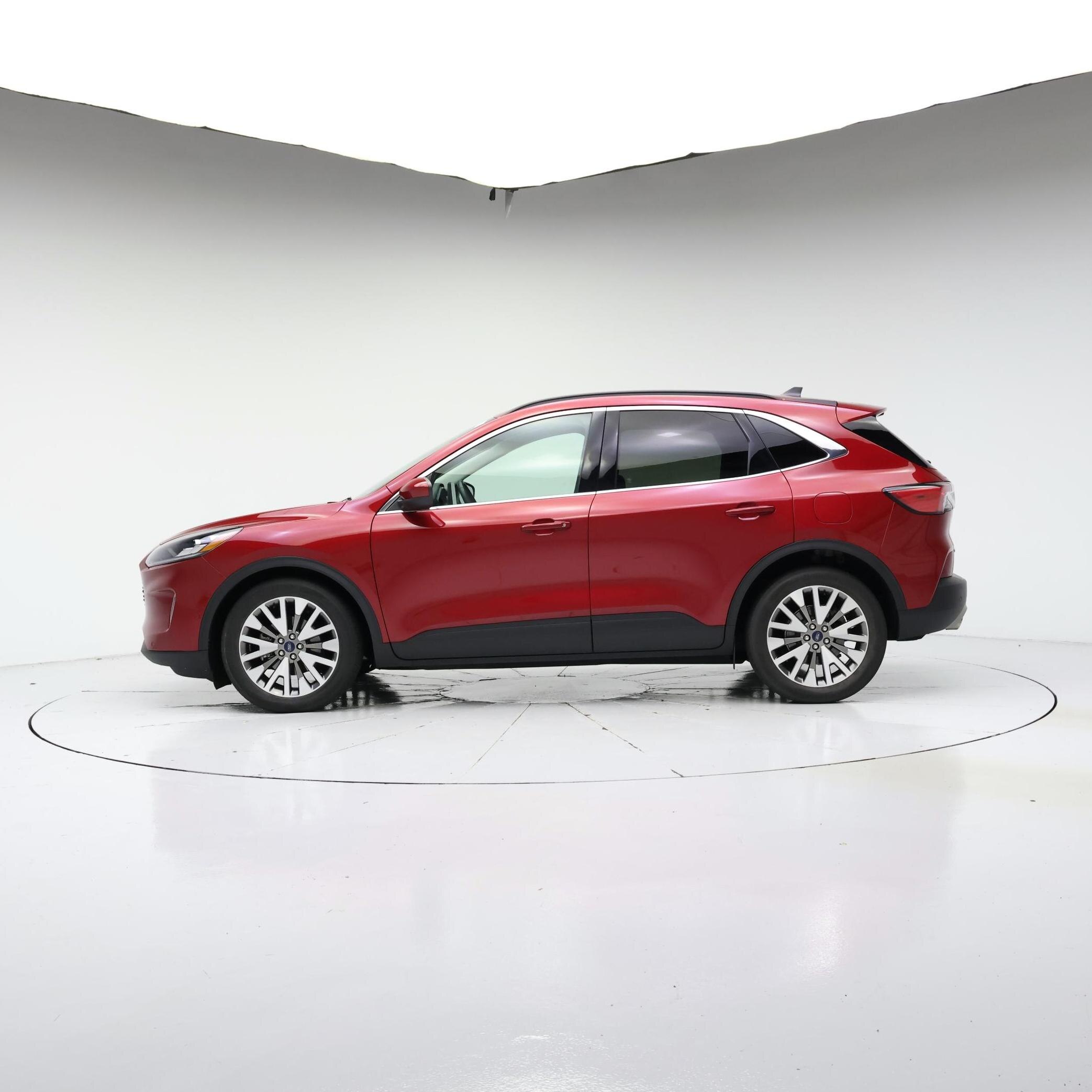 Thumbnail: 2021 Ford Escape - 3