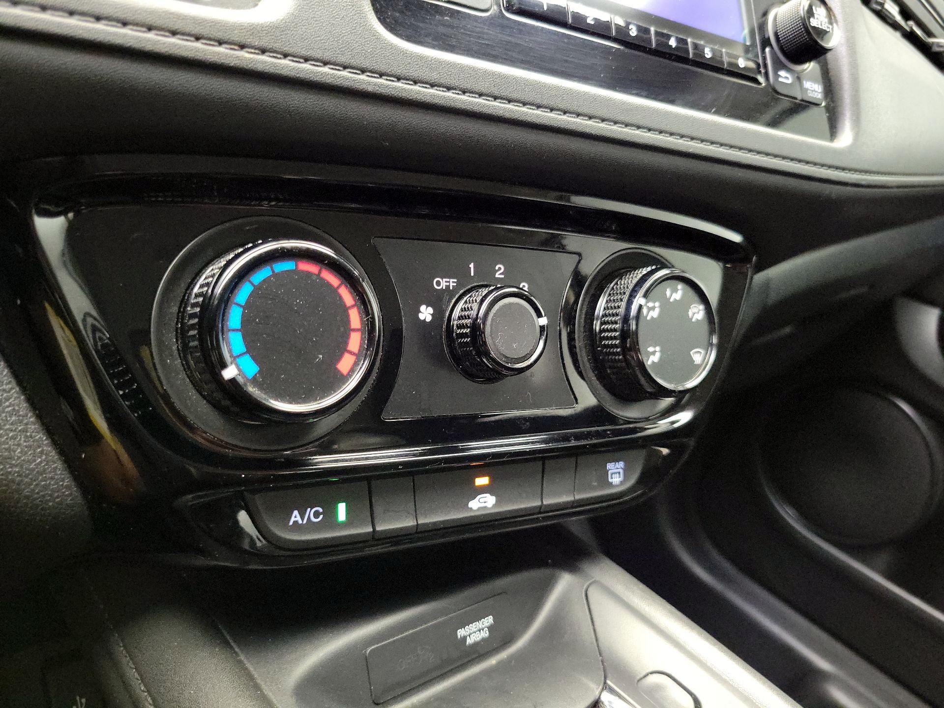 Thumbnail: 2017 Honda HR-V - 16