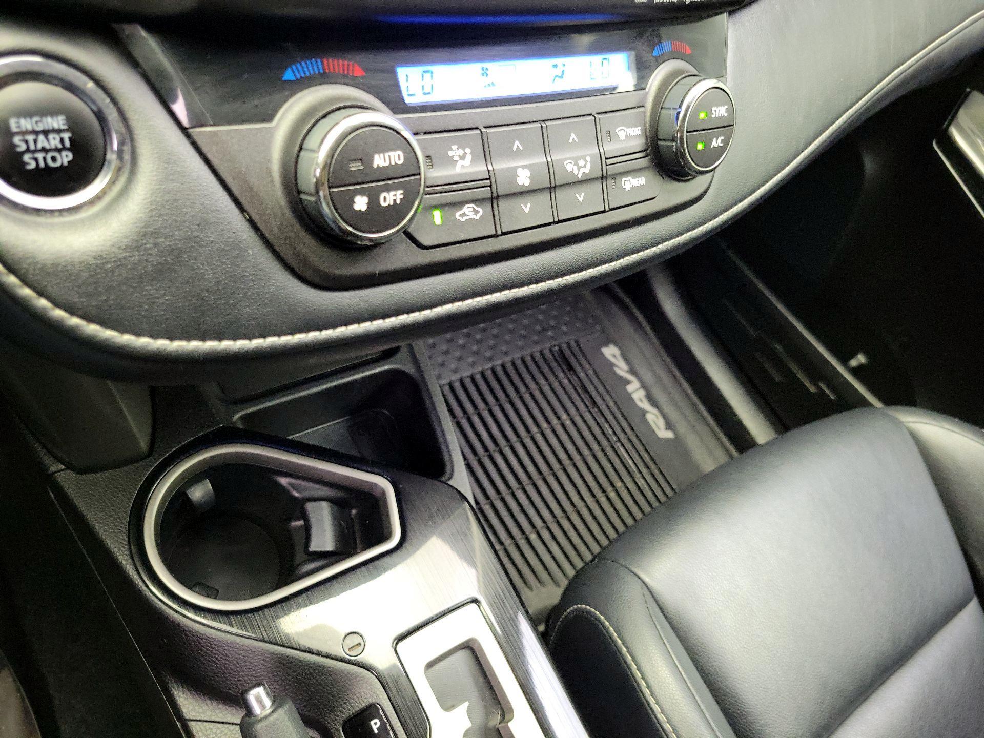 Thumbnail: 2017 Toyota RAV4 - 17