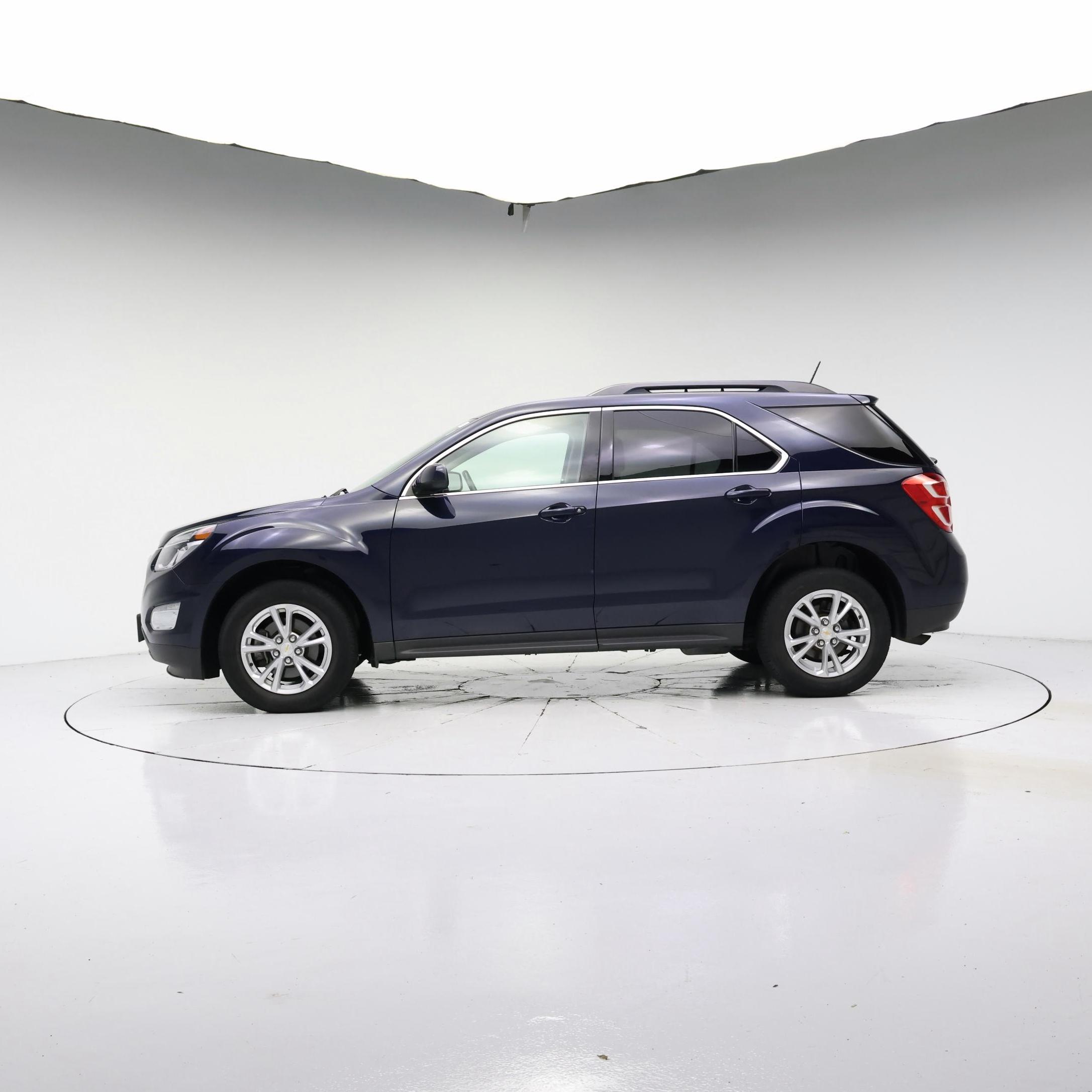 Thumbnail: 2017 Chevrolet Equinox - 3
