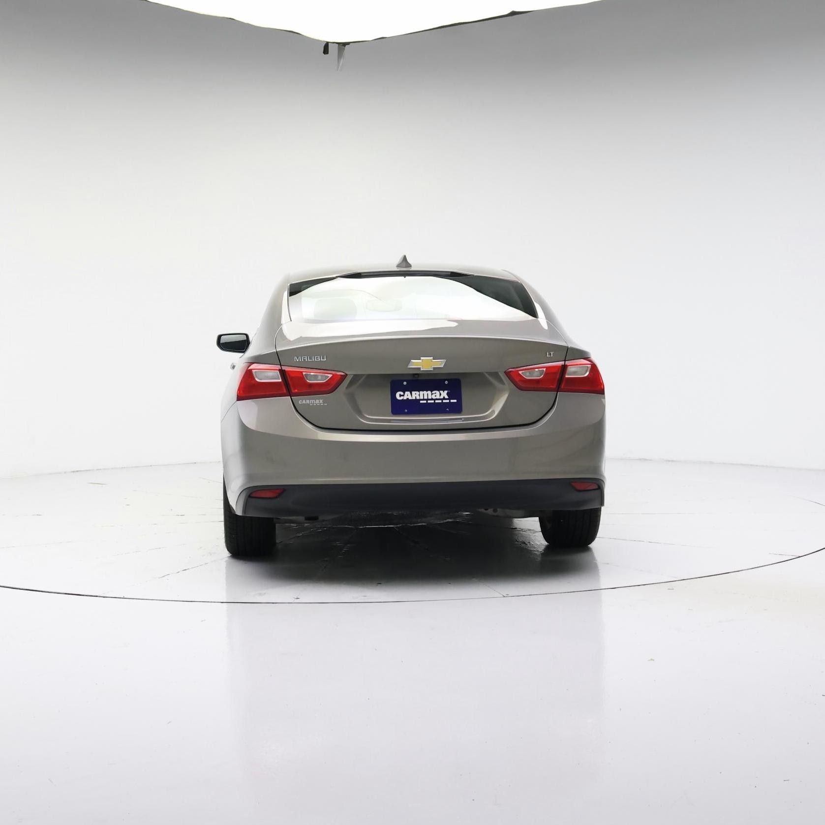 Thumbnail: 2018 Chevrolet Malibu - 6