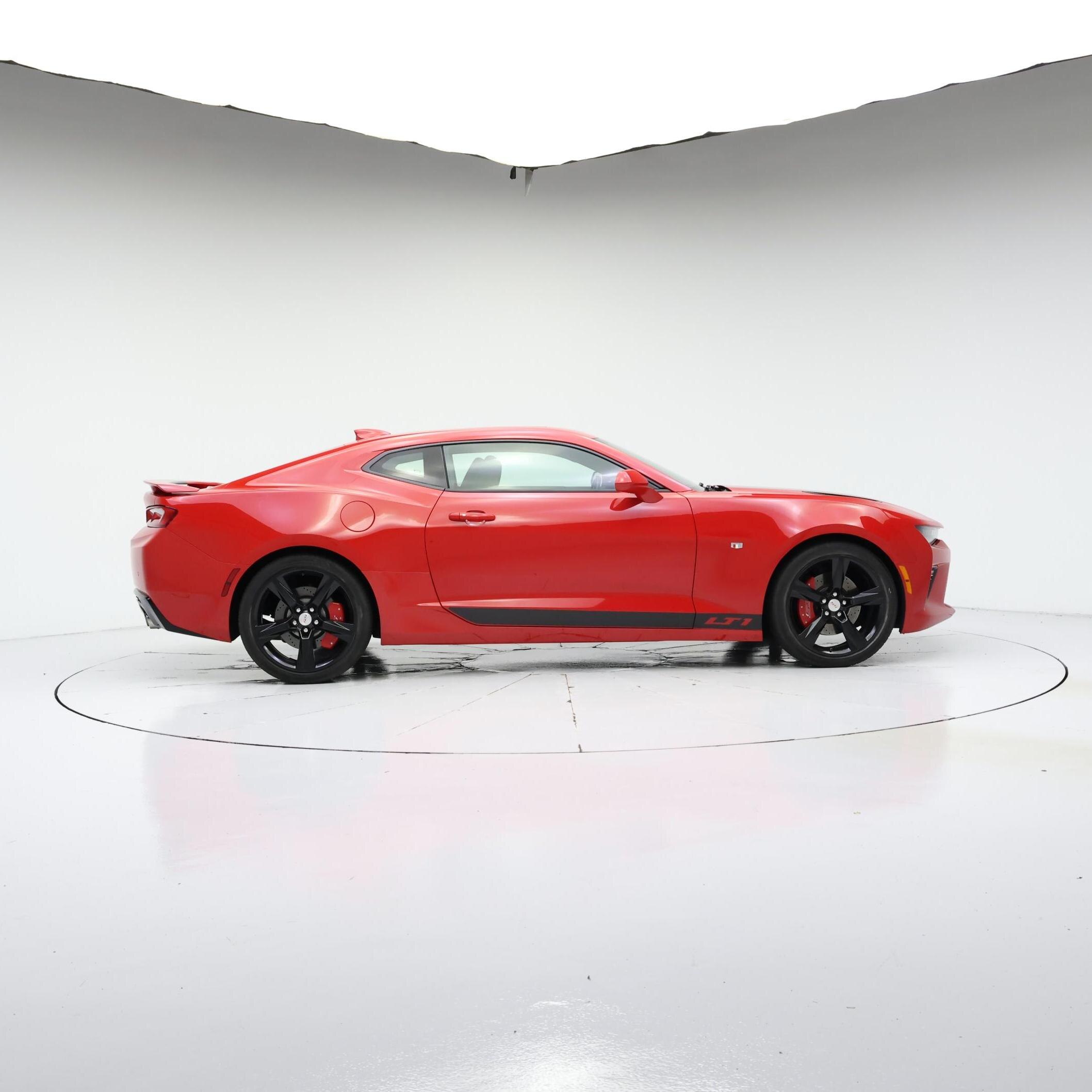 Thumbnail: 2016 Chevrolet Camaro - 3