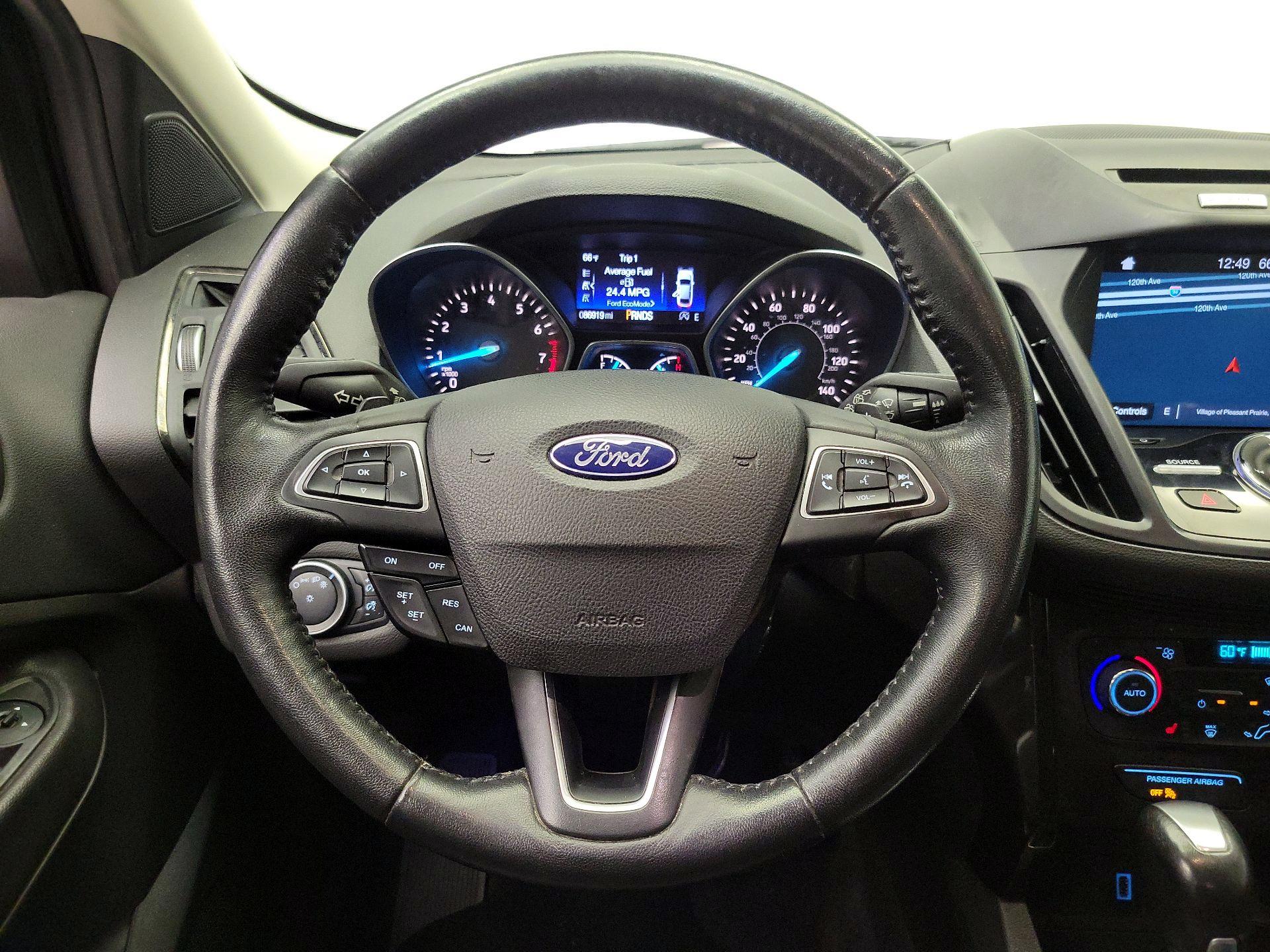 Thumbnail: 2017 Ford Escape - 10
