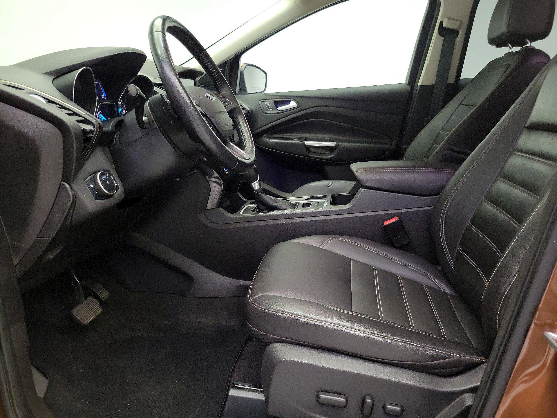 Thumbnail: 2017 Ford Escape - 11