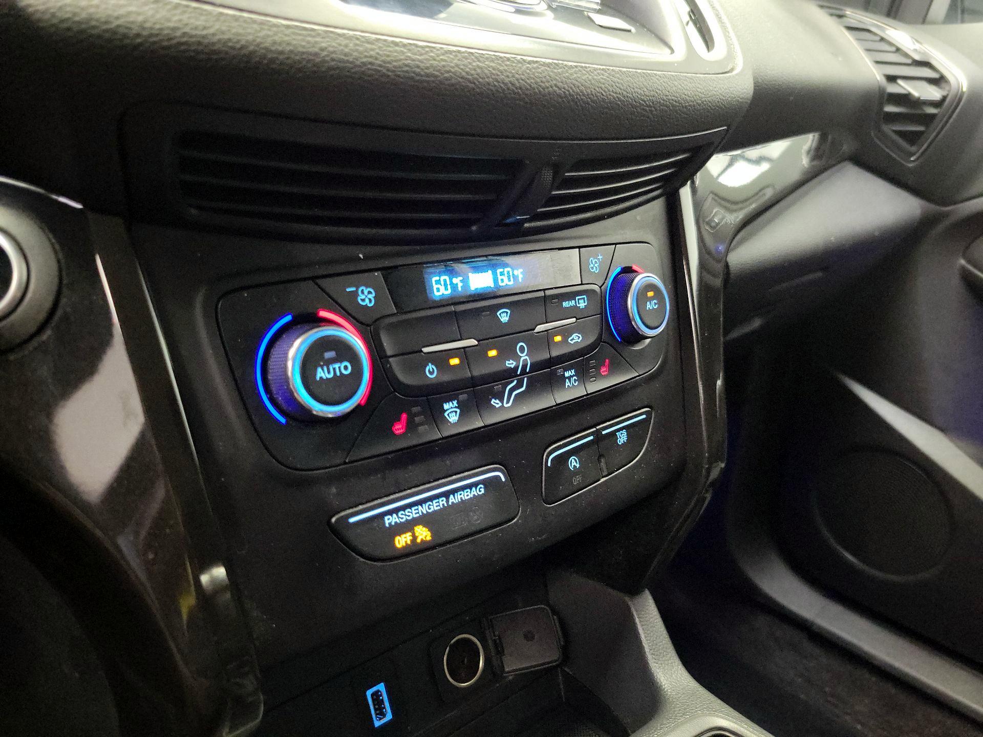 Thumbnail: 2017 Ford Escape - 17