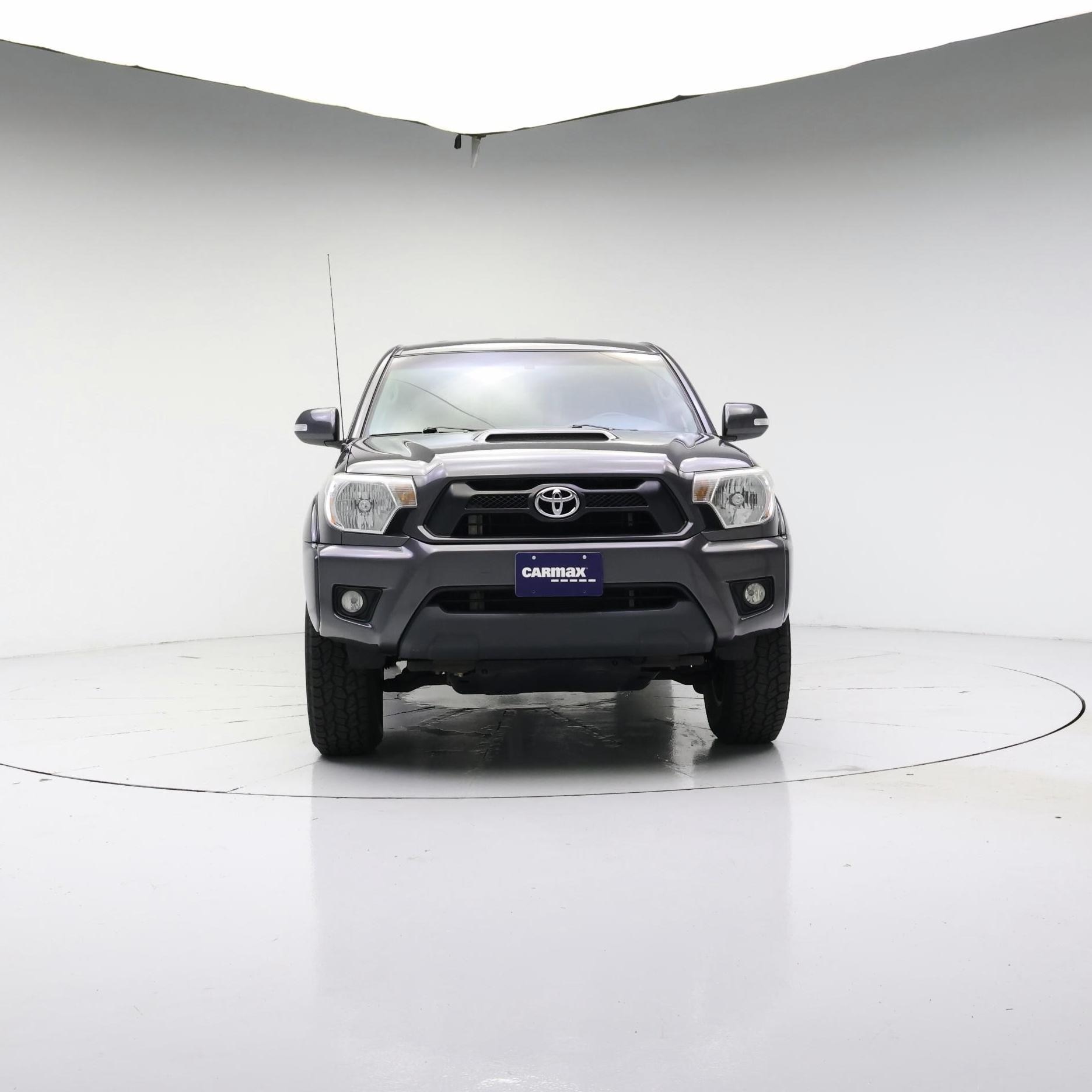 Thumbnail: 2015 Toyota Tacoma - 5