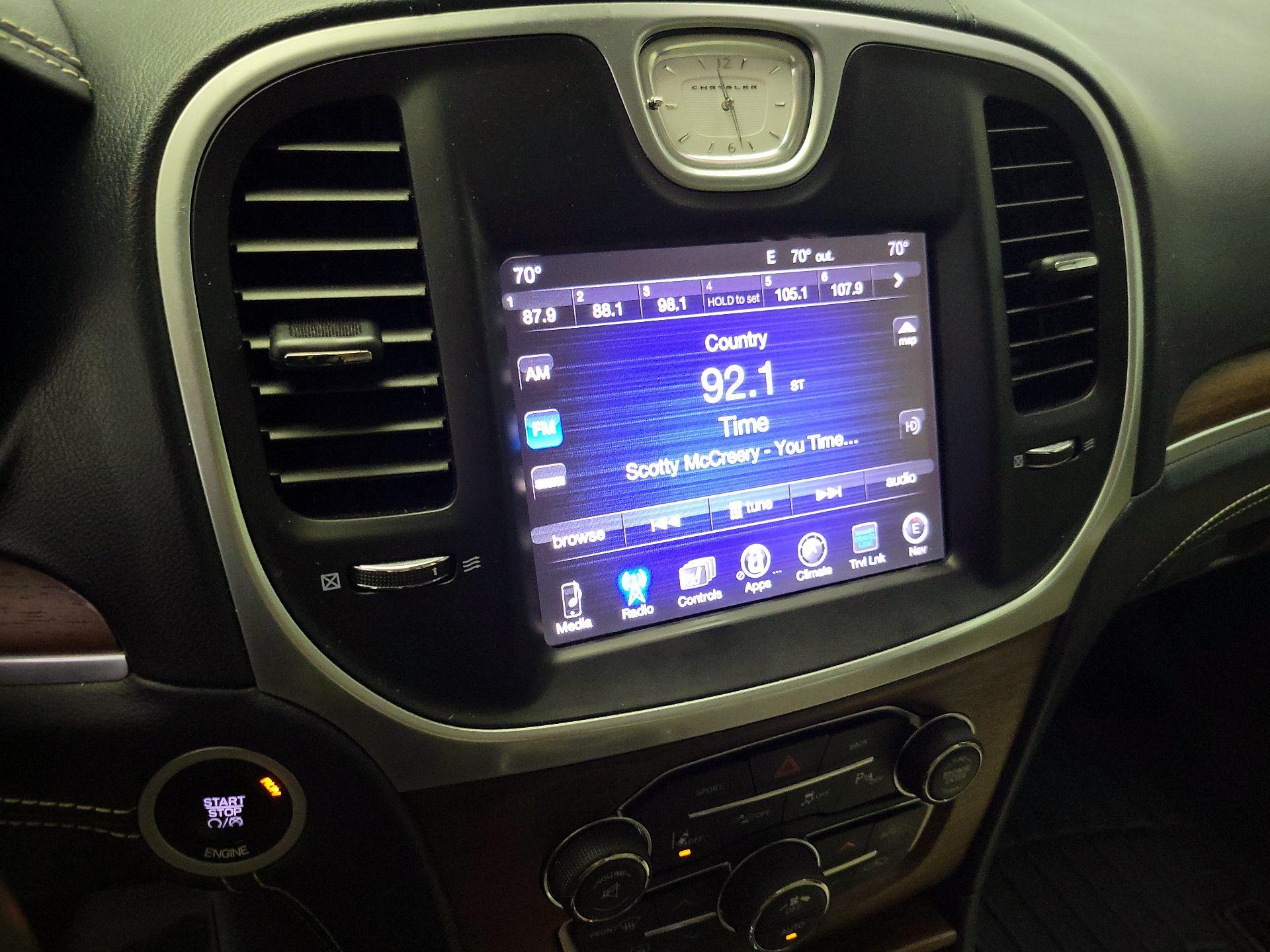 Thumbnail: 2016 Chrysler 300 - 16