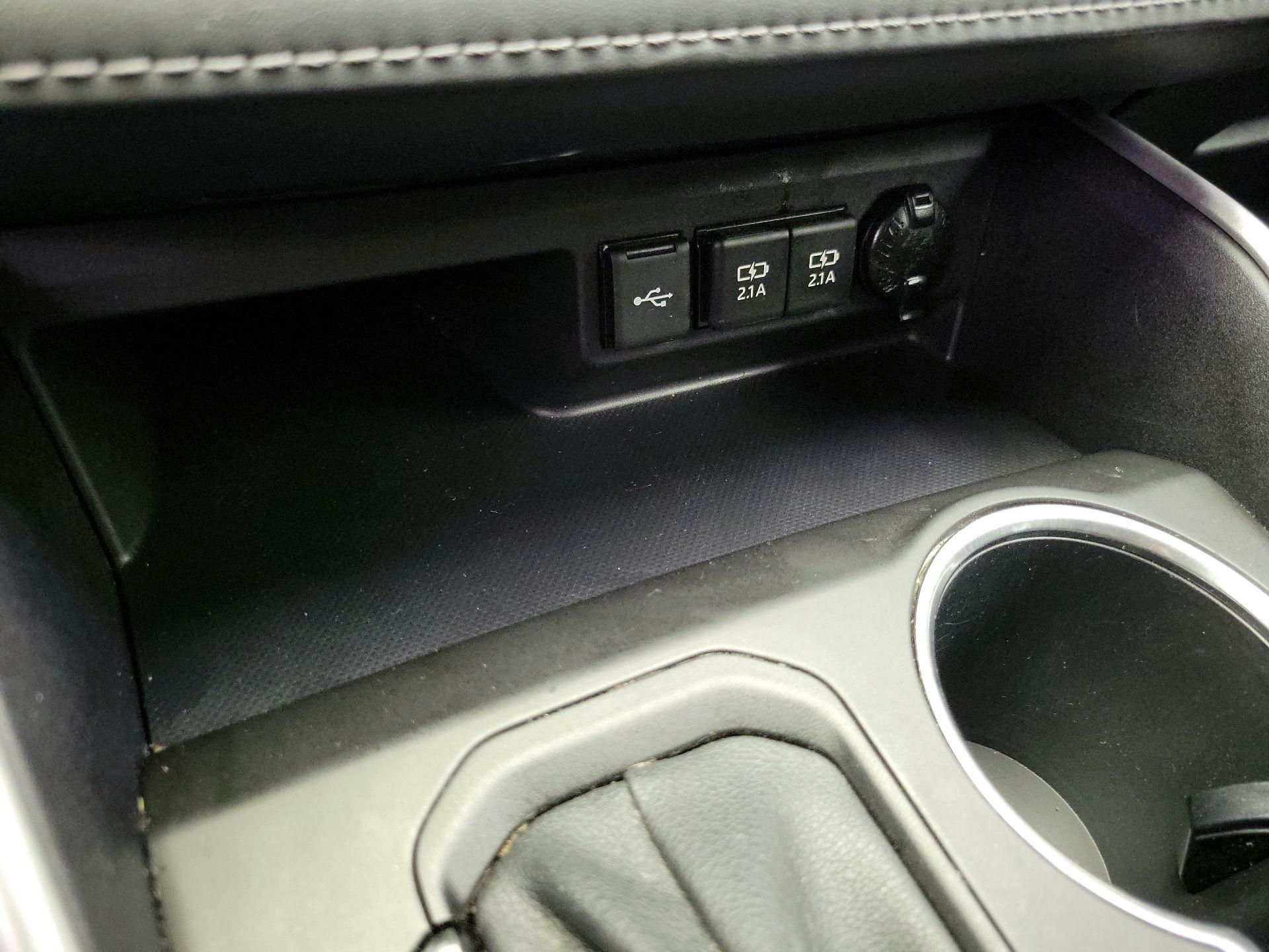 Thumbnail: 2021 Toyota Highlander - 19