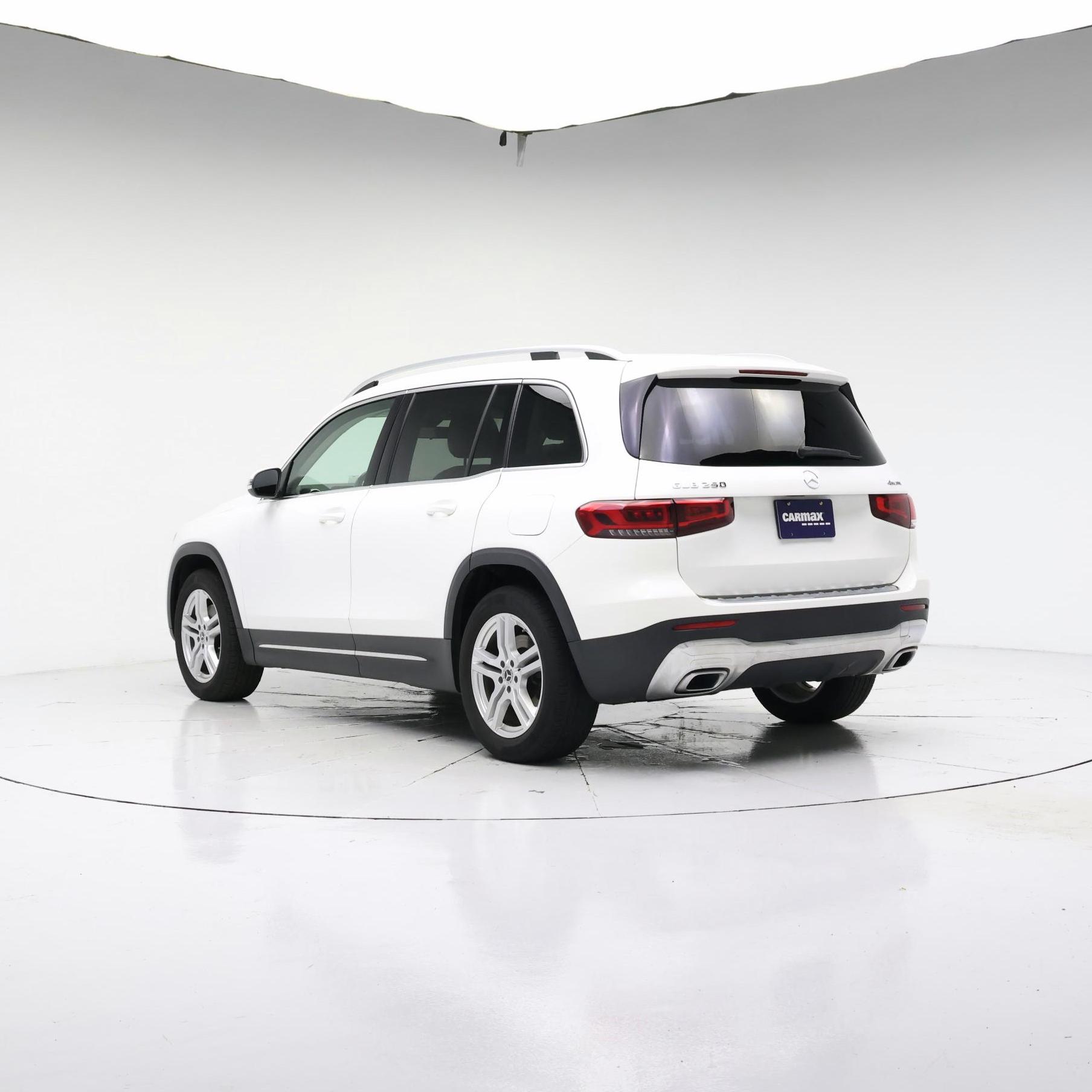Thumbnail: 2020 Mercedes-Benz GLB - 2