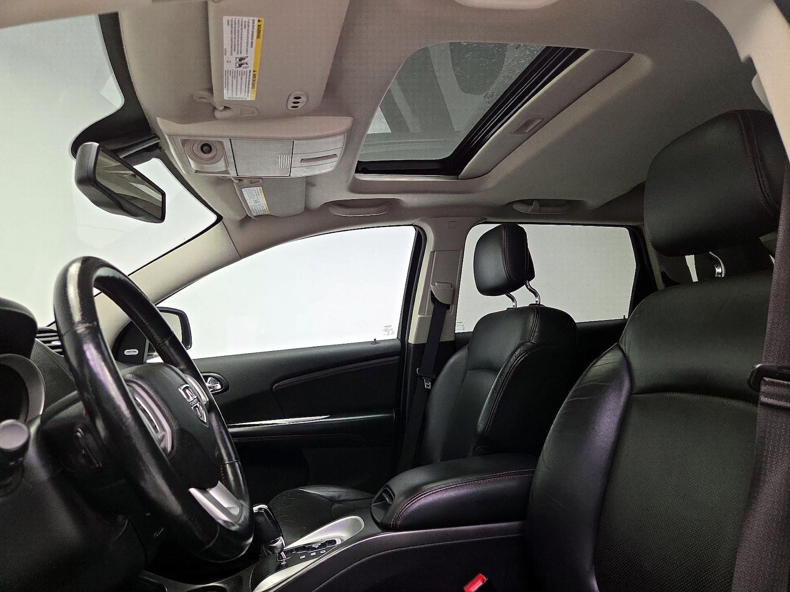 Sunroof(s) & Overhead Airbags