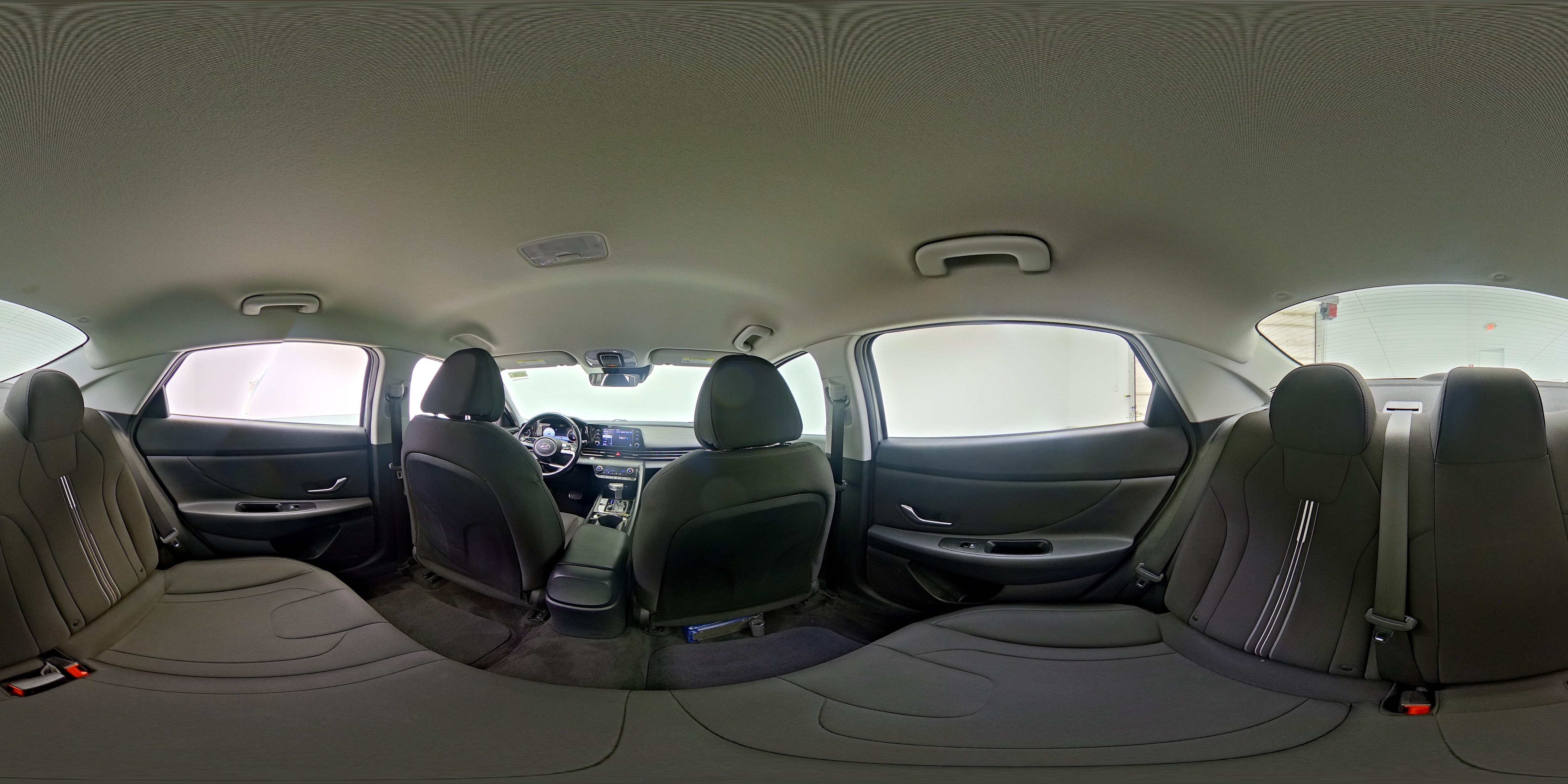 2021 Hyundai Elantra SEL - Photo 16