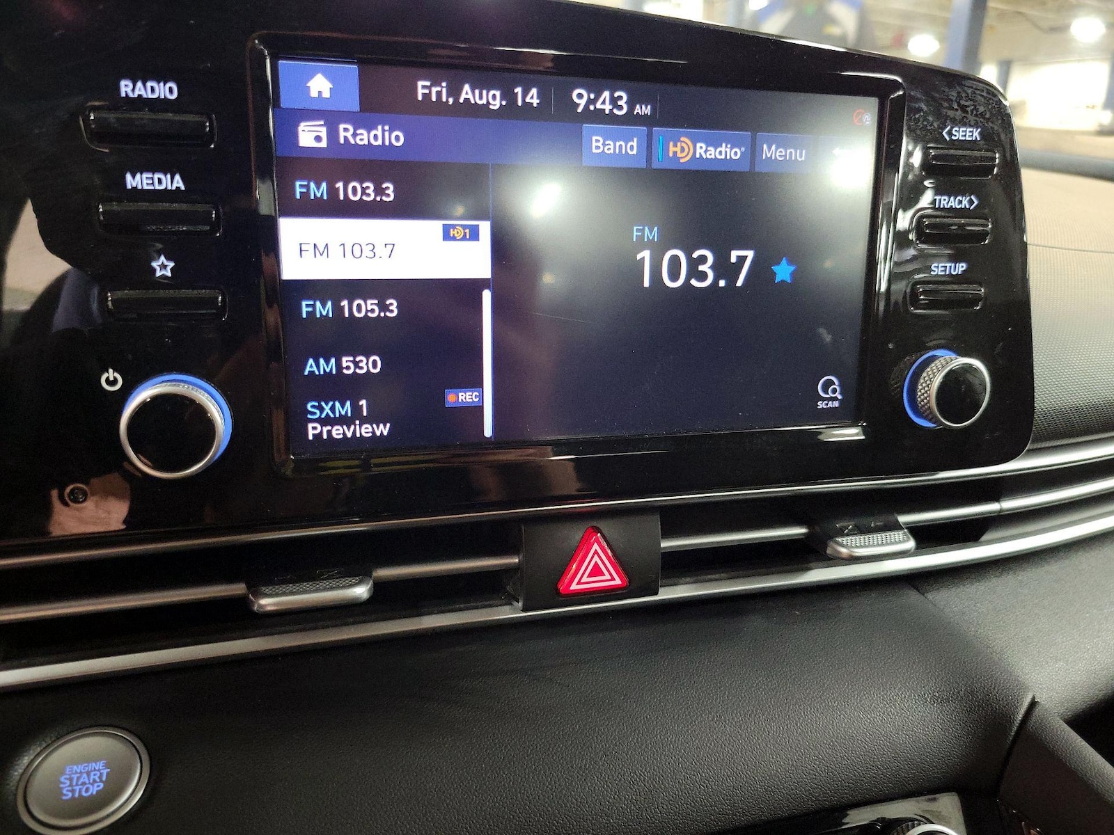 2021 Hyundai Elantra SEL - Photo 7