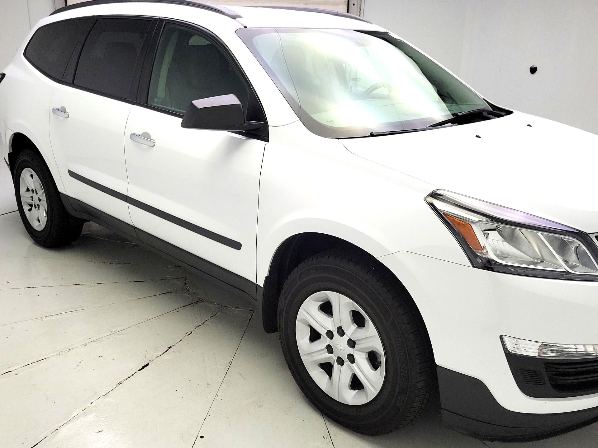 Thumbnail: 2017 Chevrolet Traverse - 1