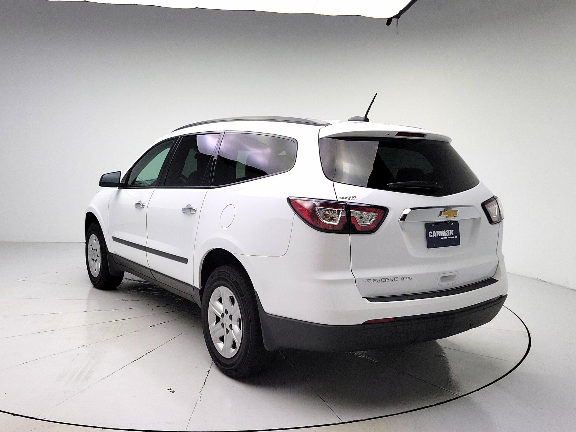 Thumbnail: 2017 Chevrolet Traverse - 7
